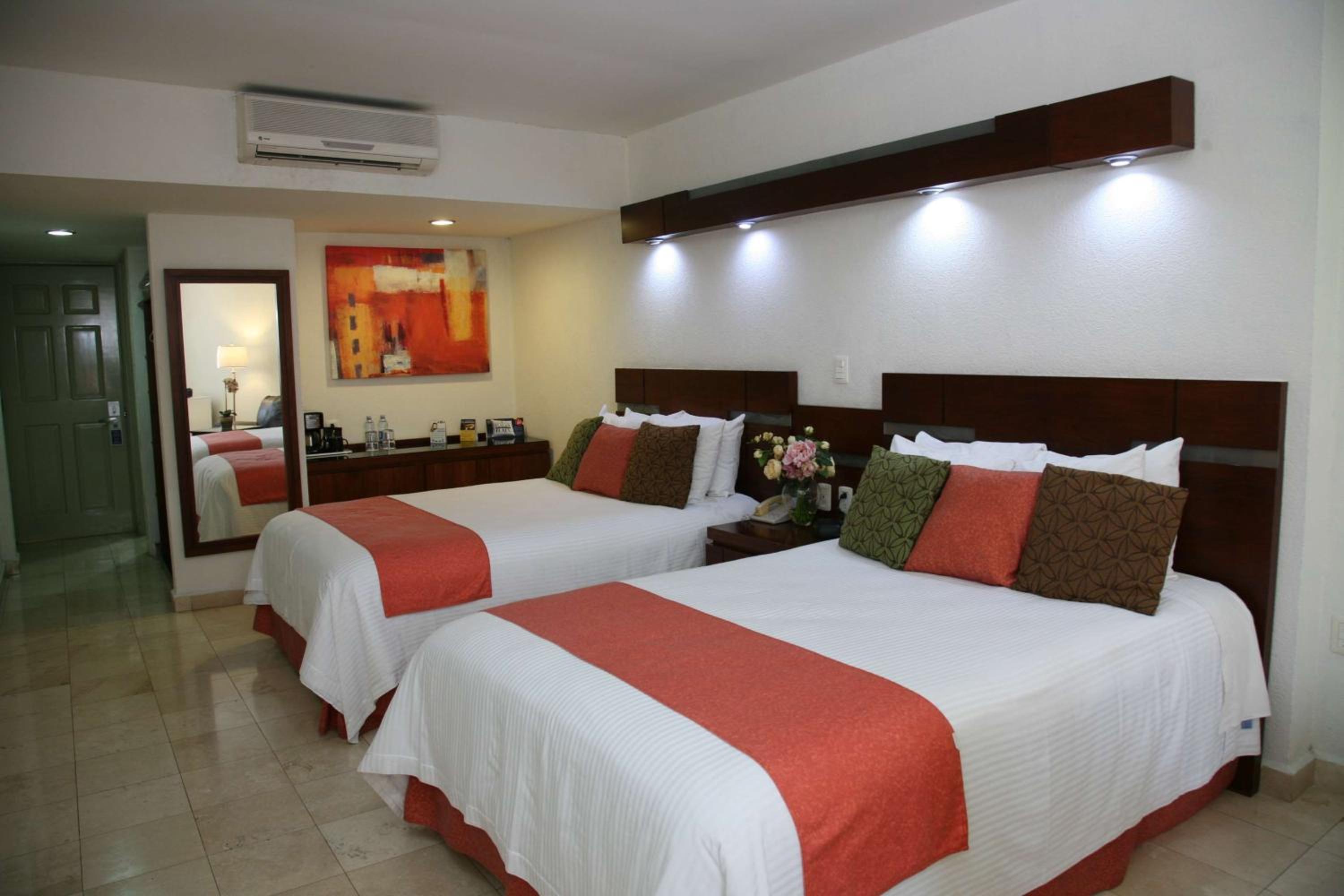 Standard Double Room - Photo 1