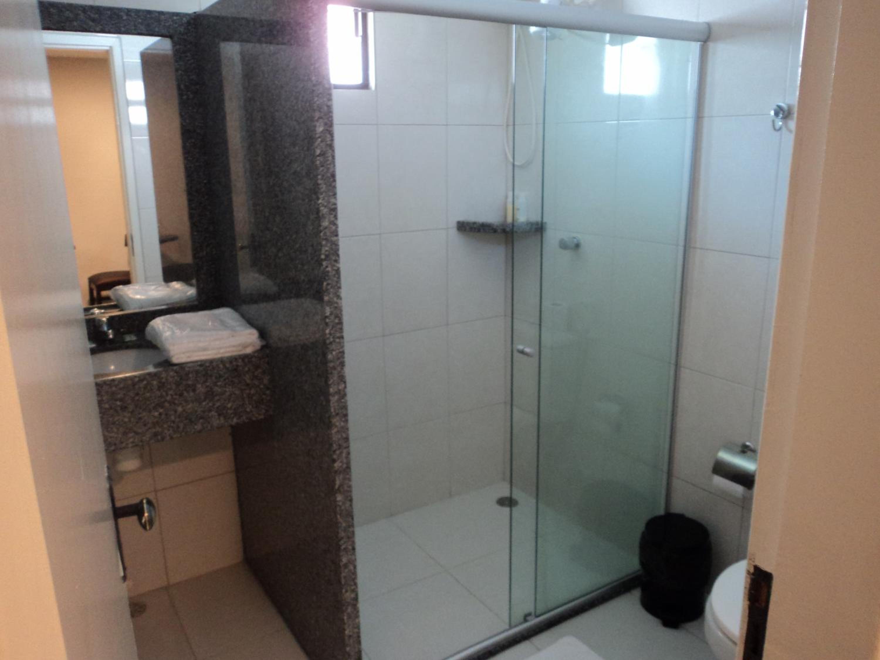 One-Bedroom Apartment (1 - 2 Adults) photo 2