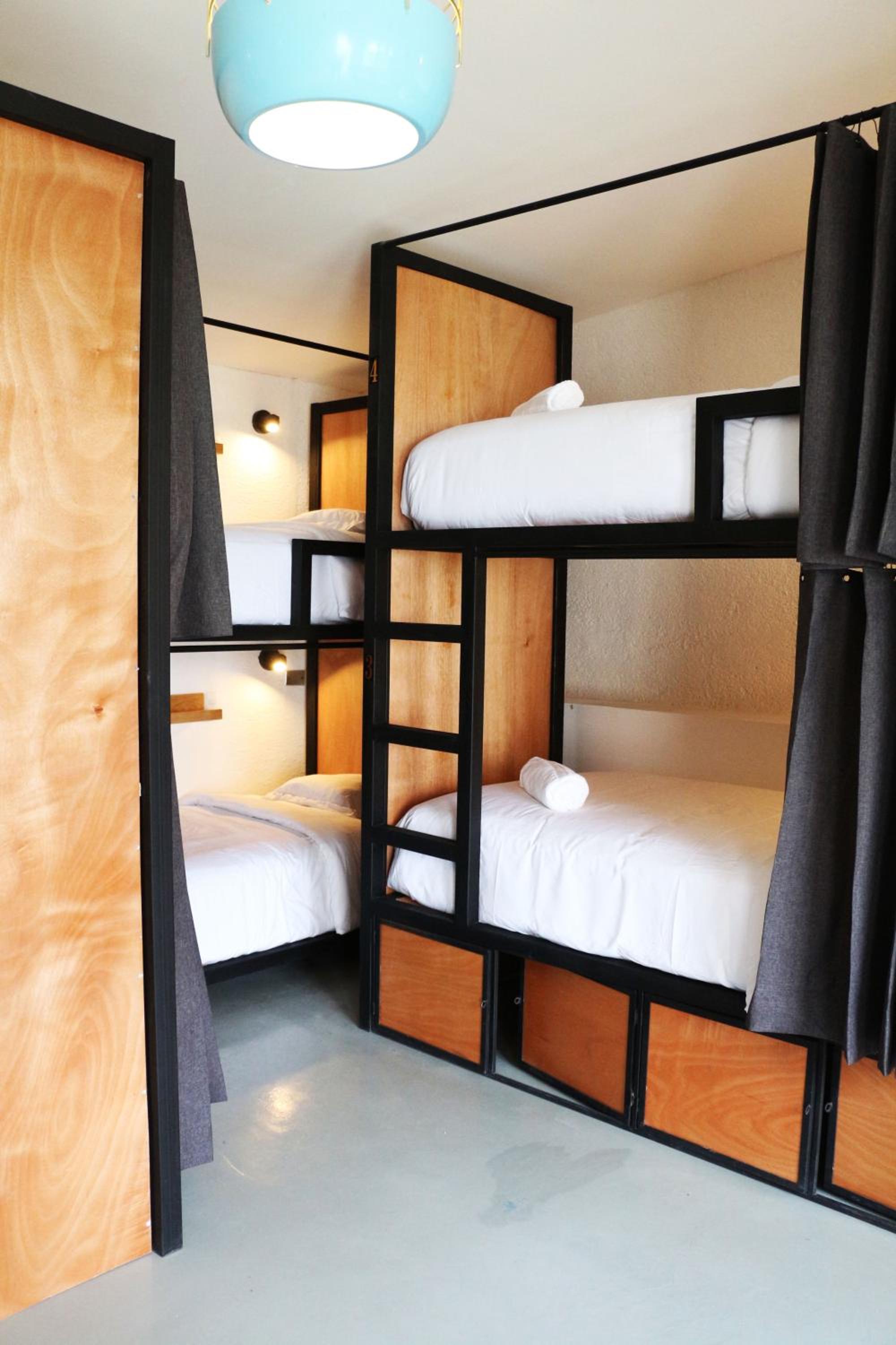 Bed in 14-Bed Mixed Dormitory Room photo 3