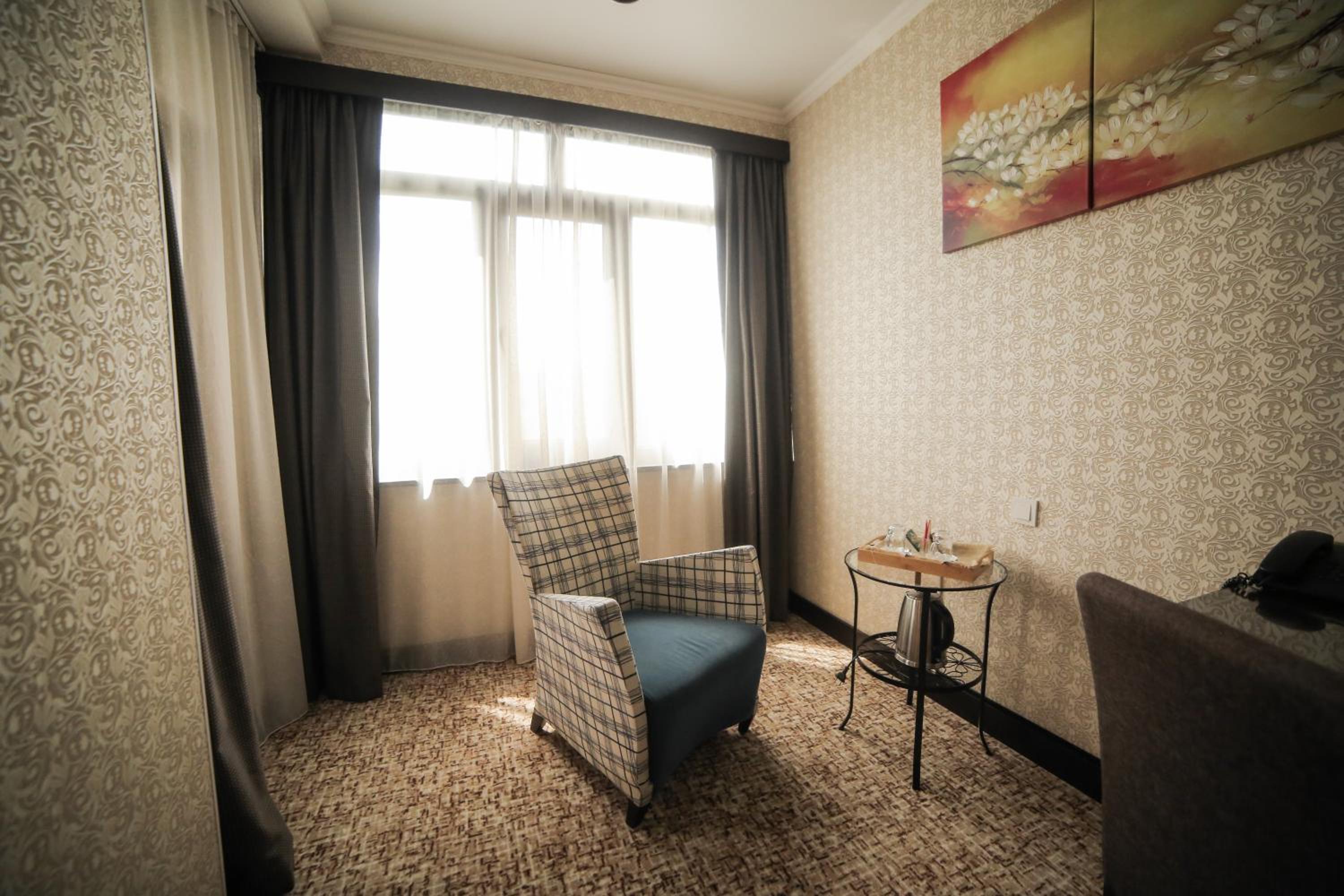 Large Double Room photo 3
