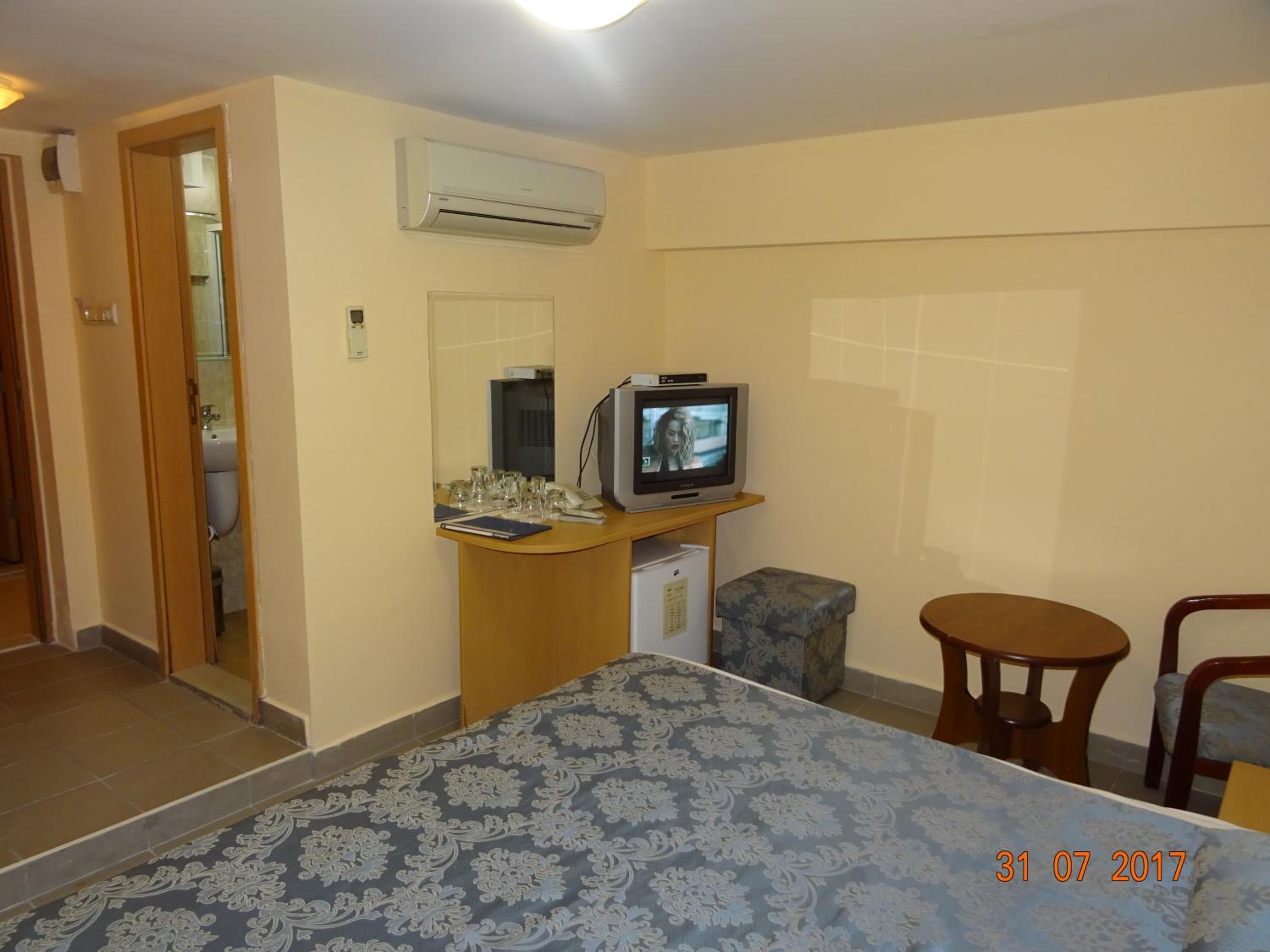 Double Room - Basement - Photo 14
