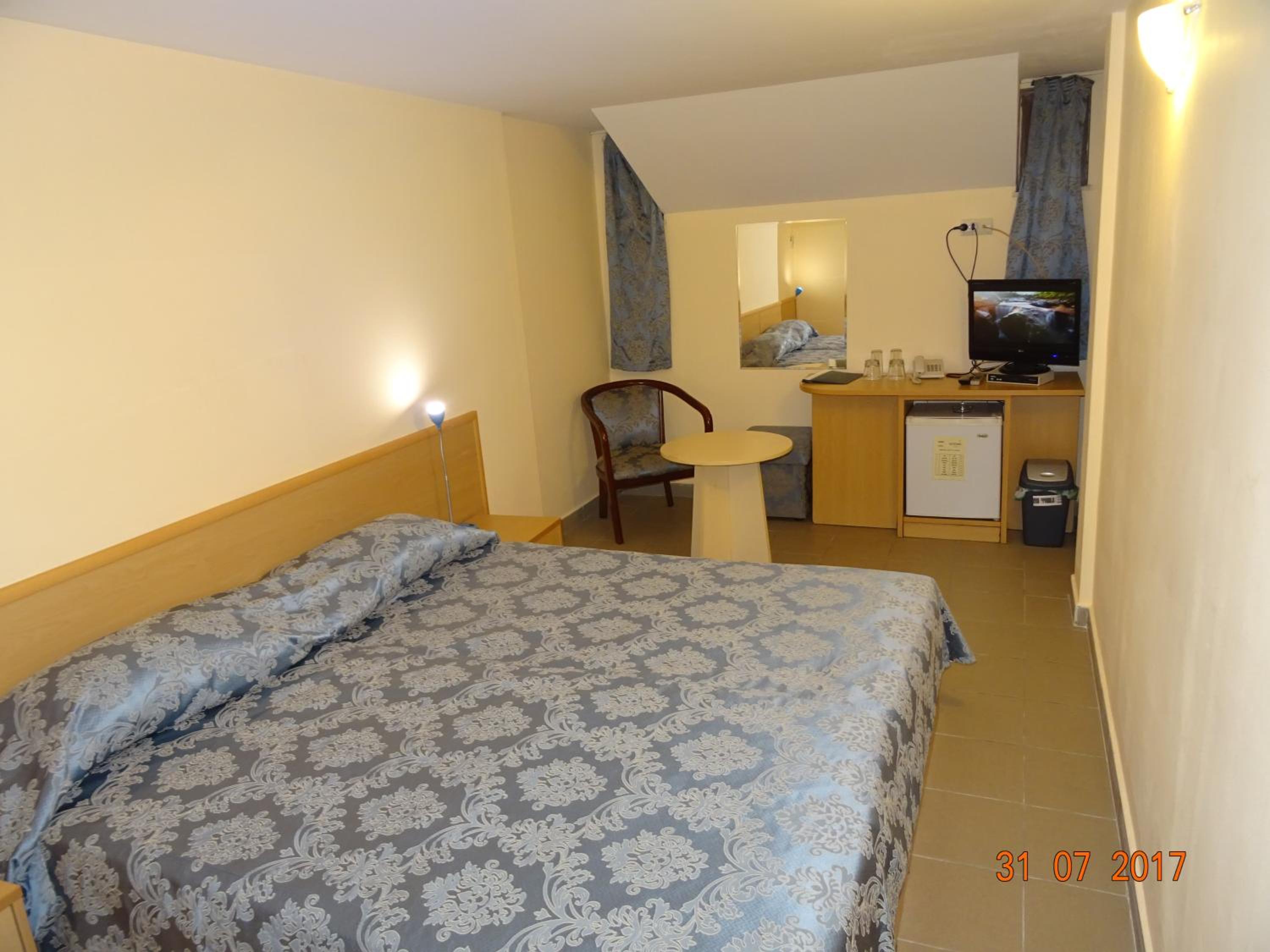Economy Double or Twin Room - Photo 18