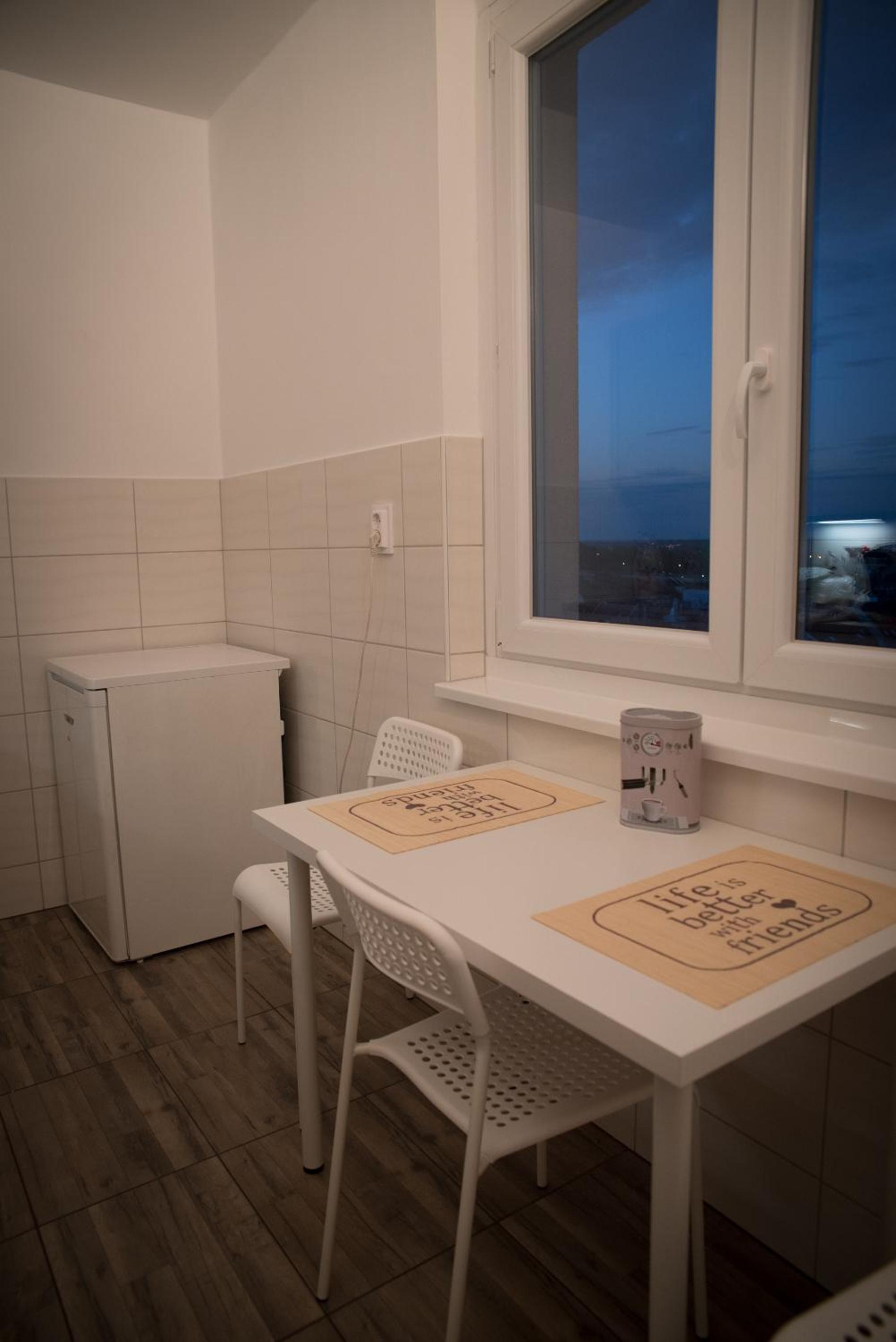 Apartment with Balcony photo 2