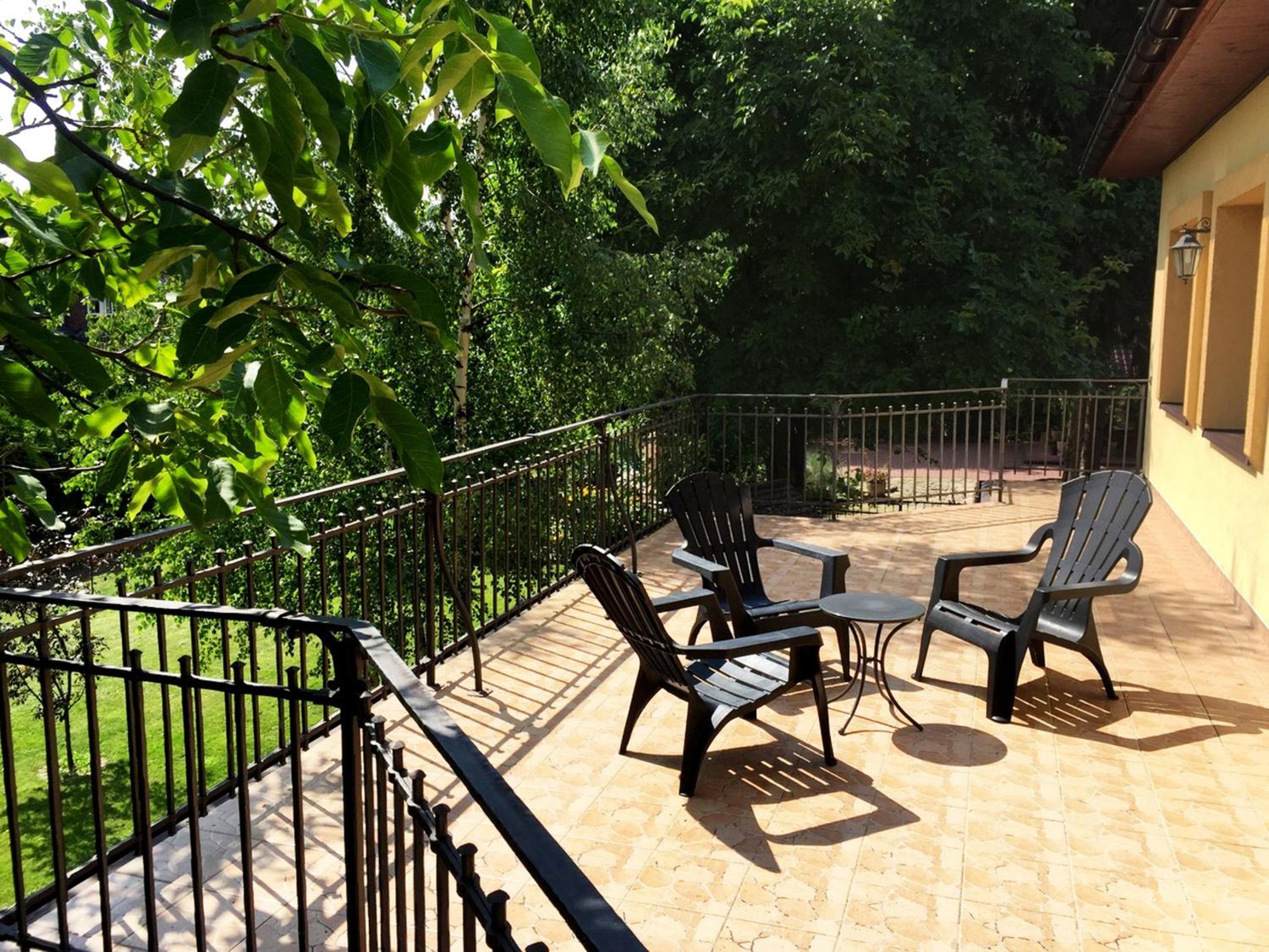 Quadruple Room with Balcony (max 5 Adults) - Photo 6