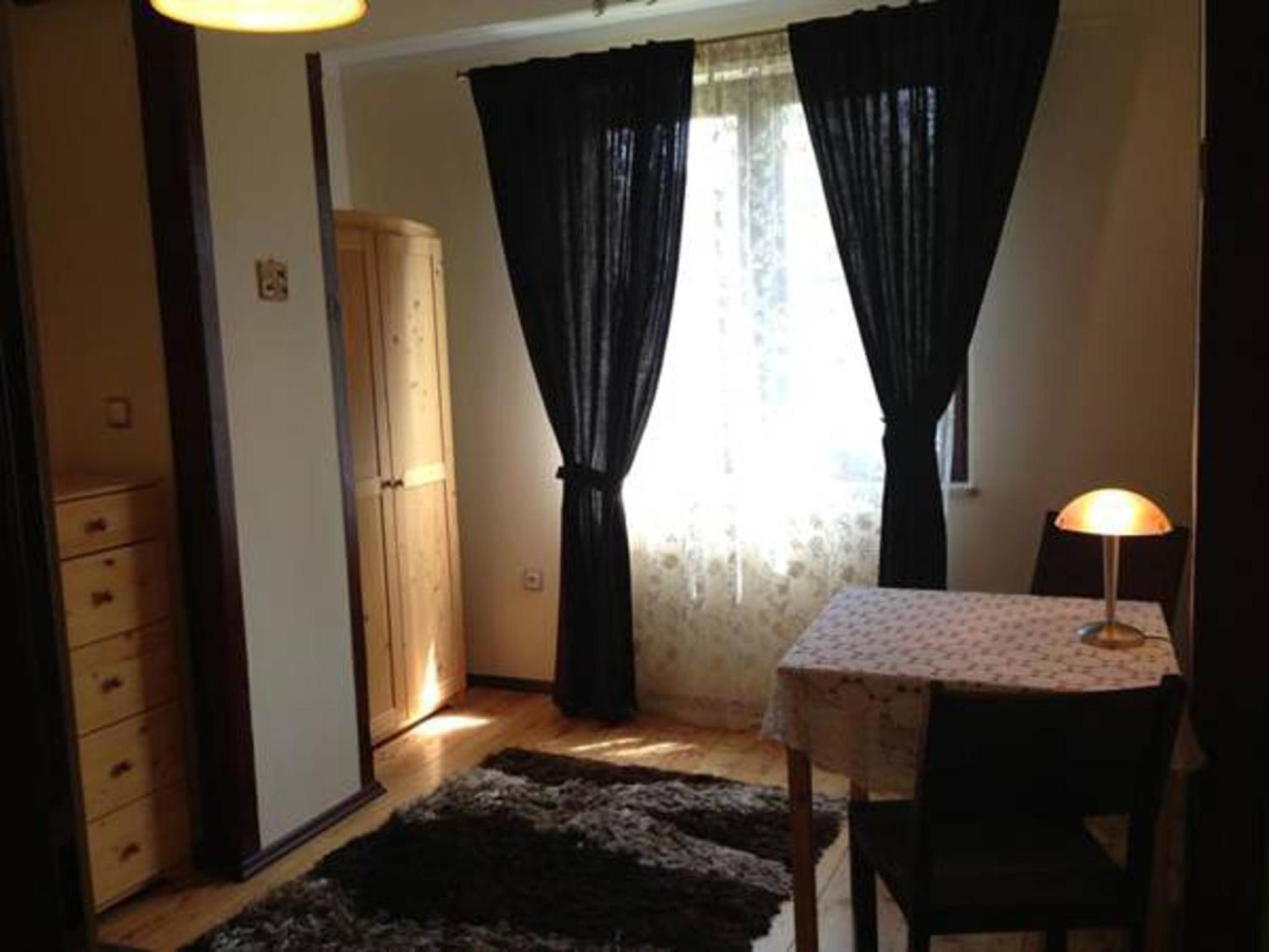 Small Double Room - Photo 1