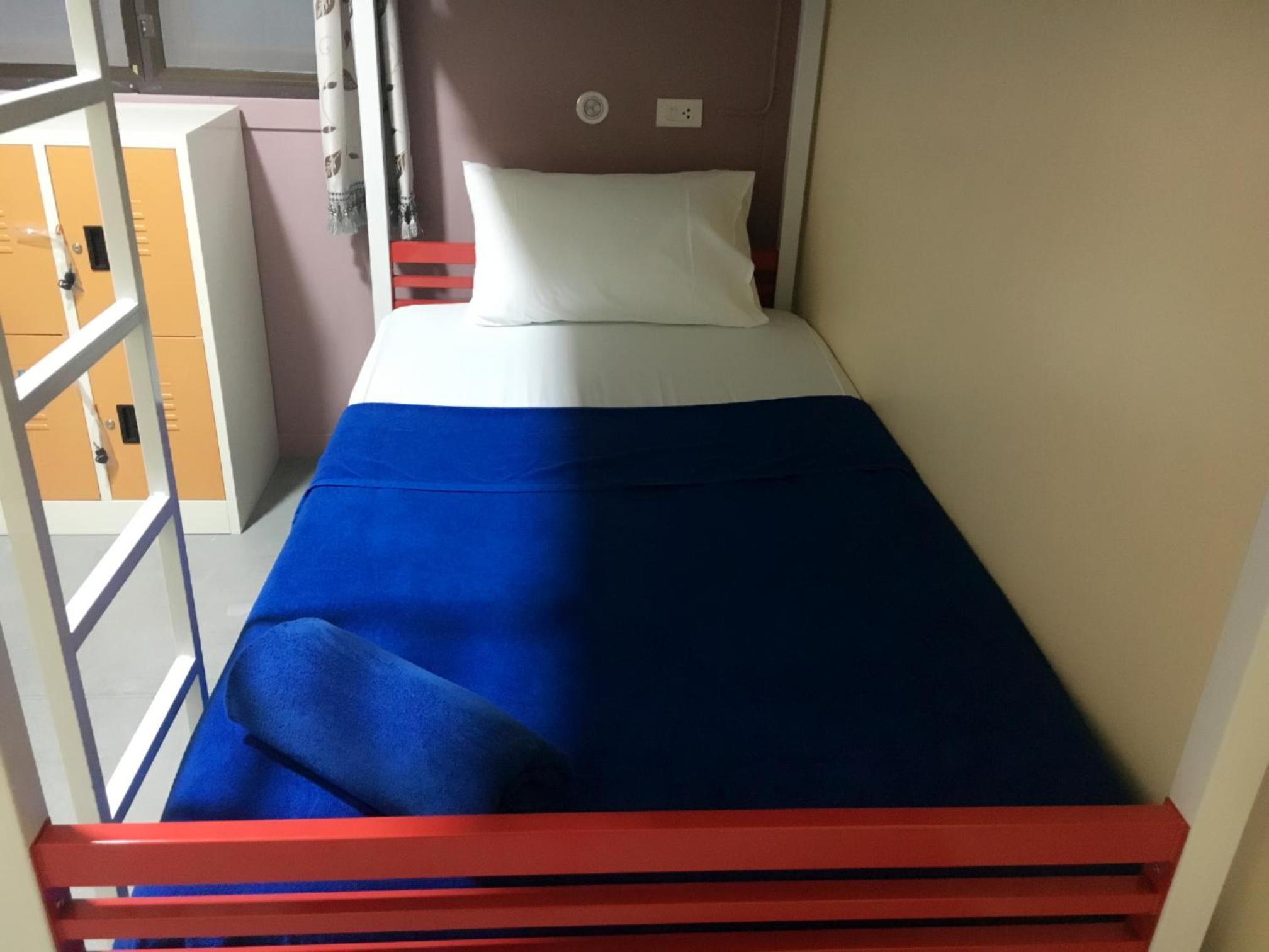 4-Bed Mixed Dormitory Room photo 1