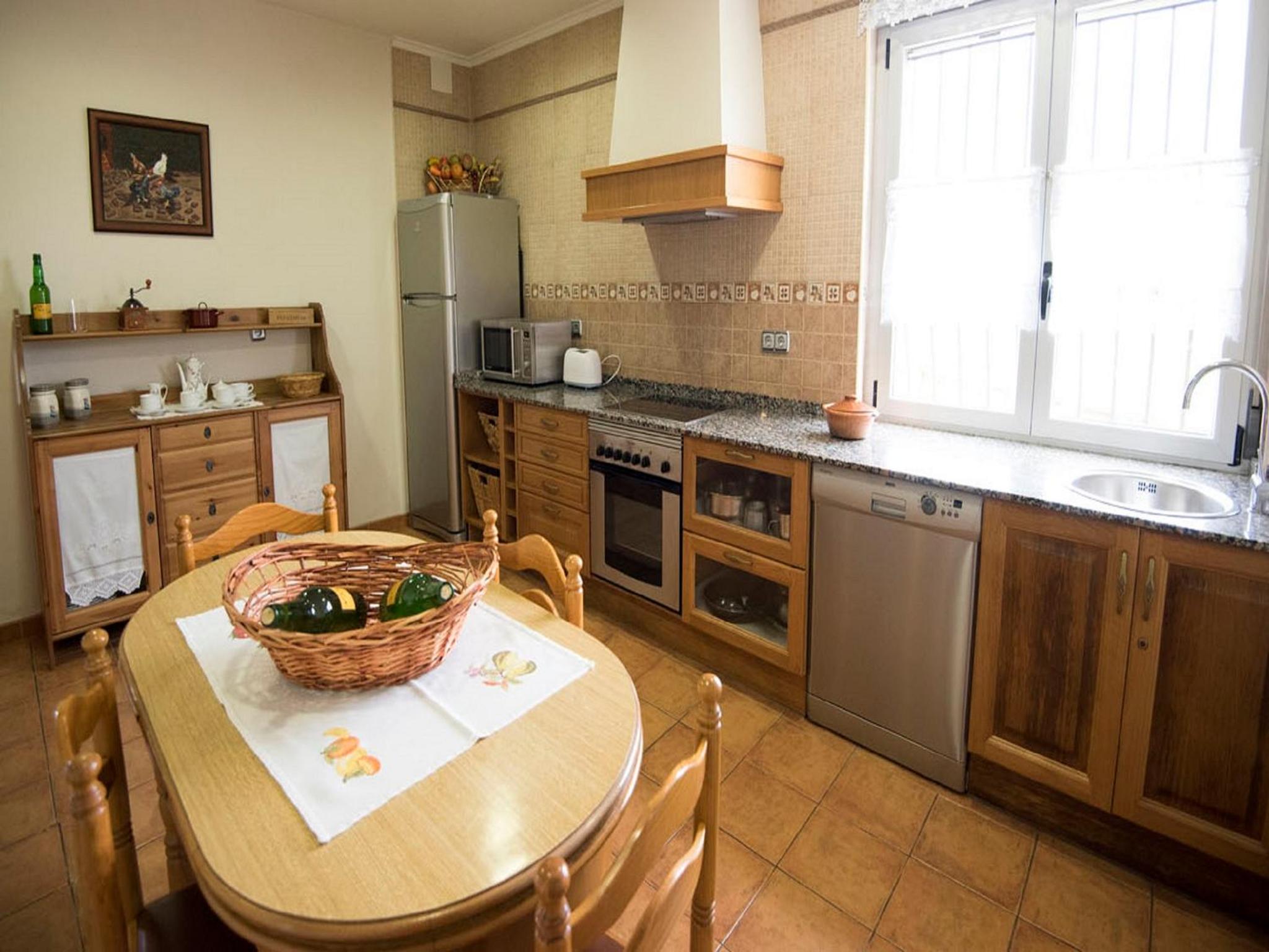 Three-Bedroom House photo 3