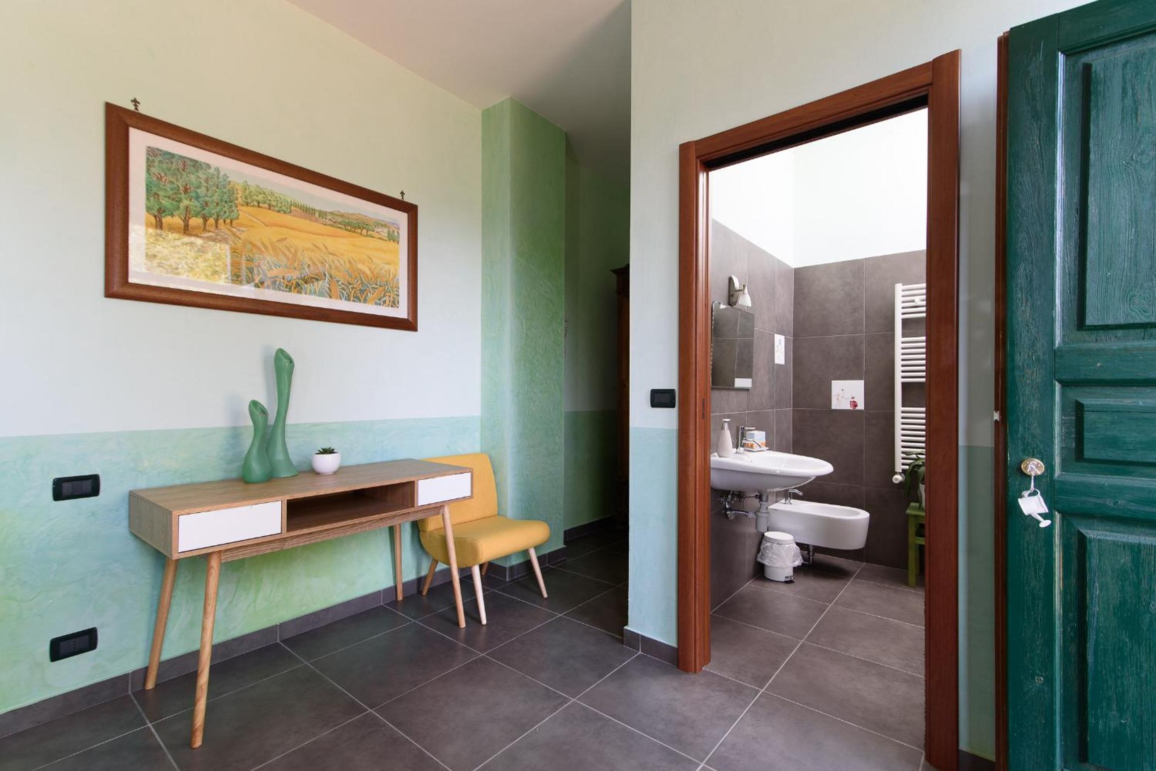 Deluxe Double or Twin Room with Mountain View photo 3