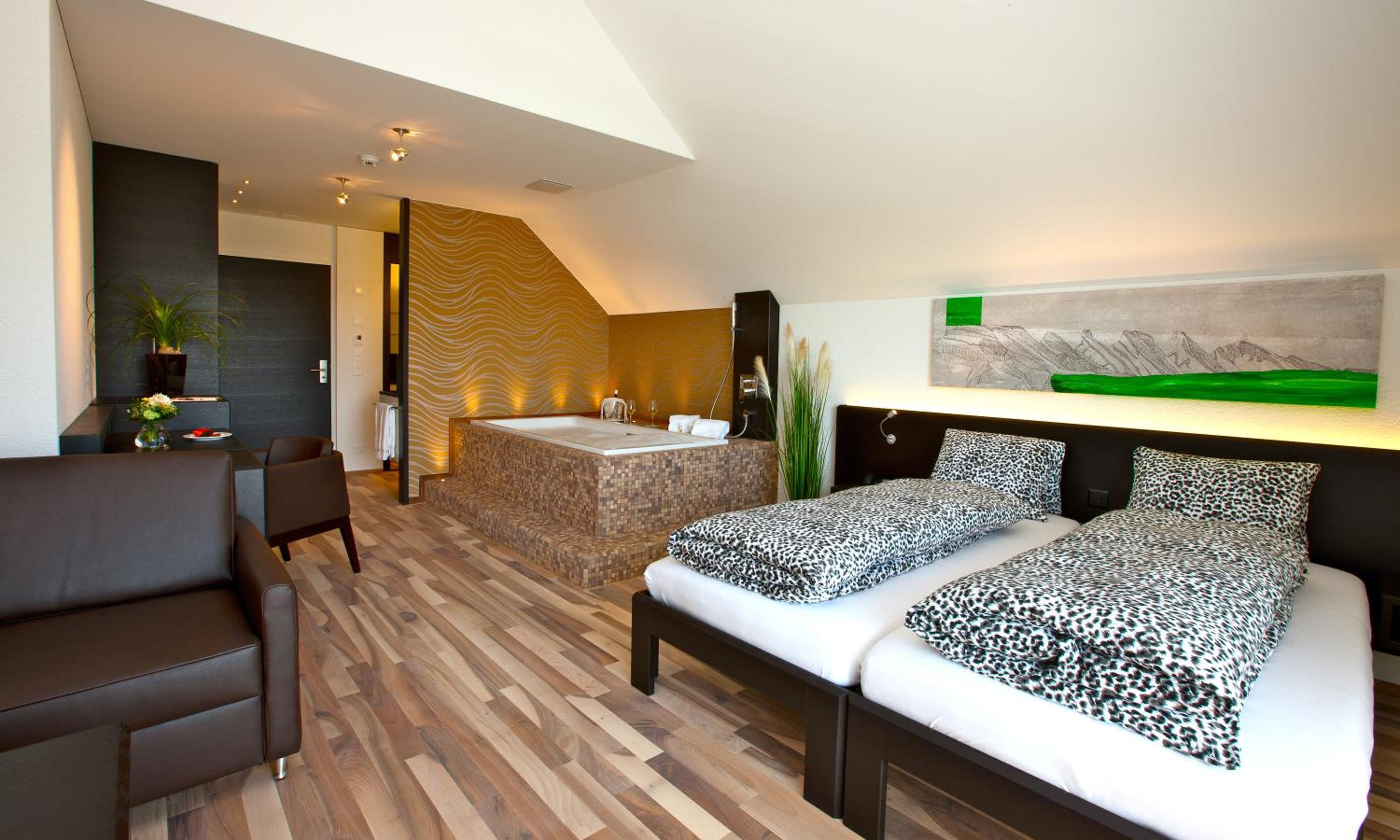 Junior Suite with Spa Bath