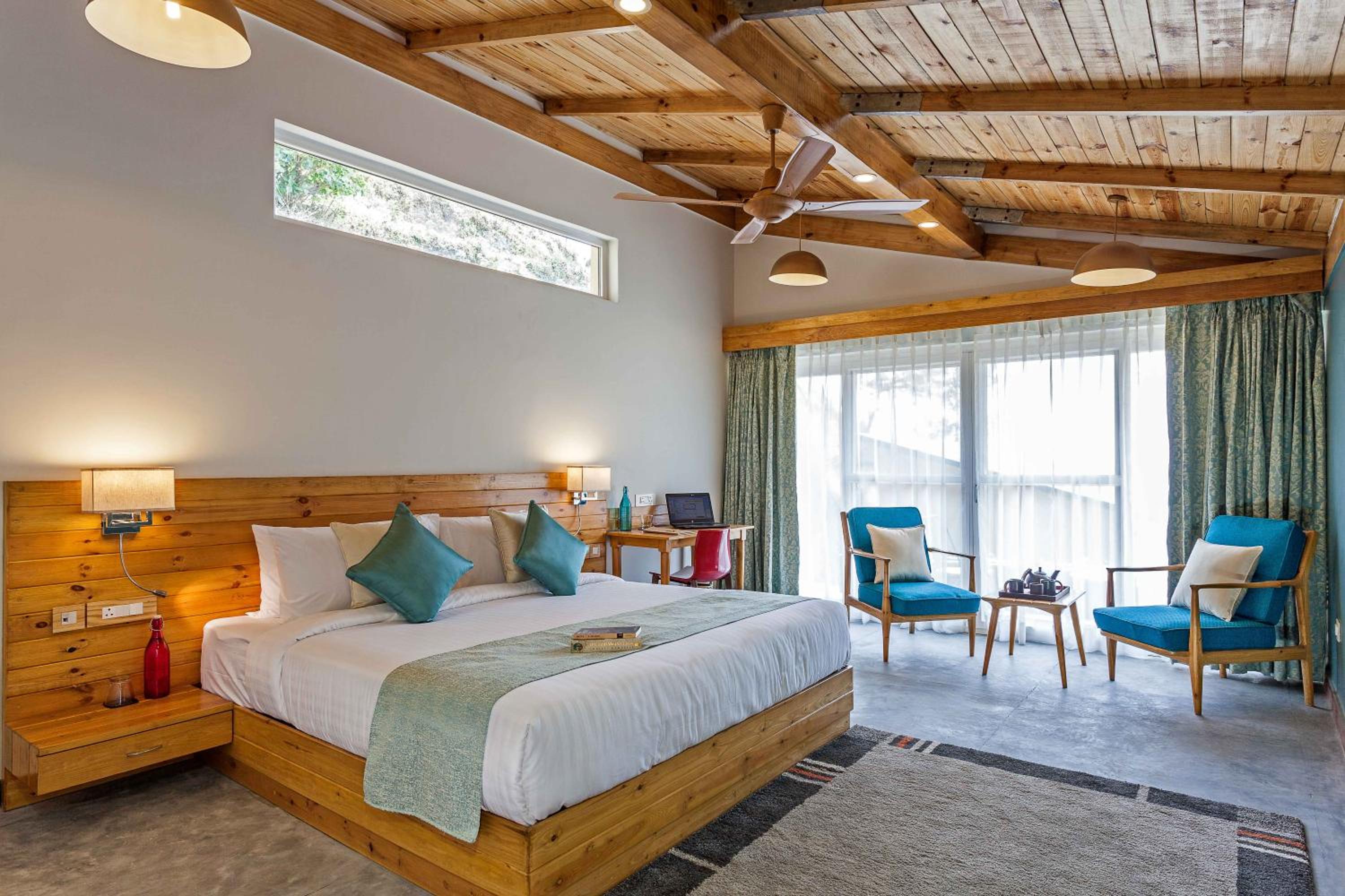 Deluxe Double or Twin Room