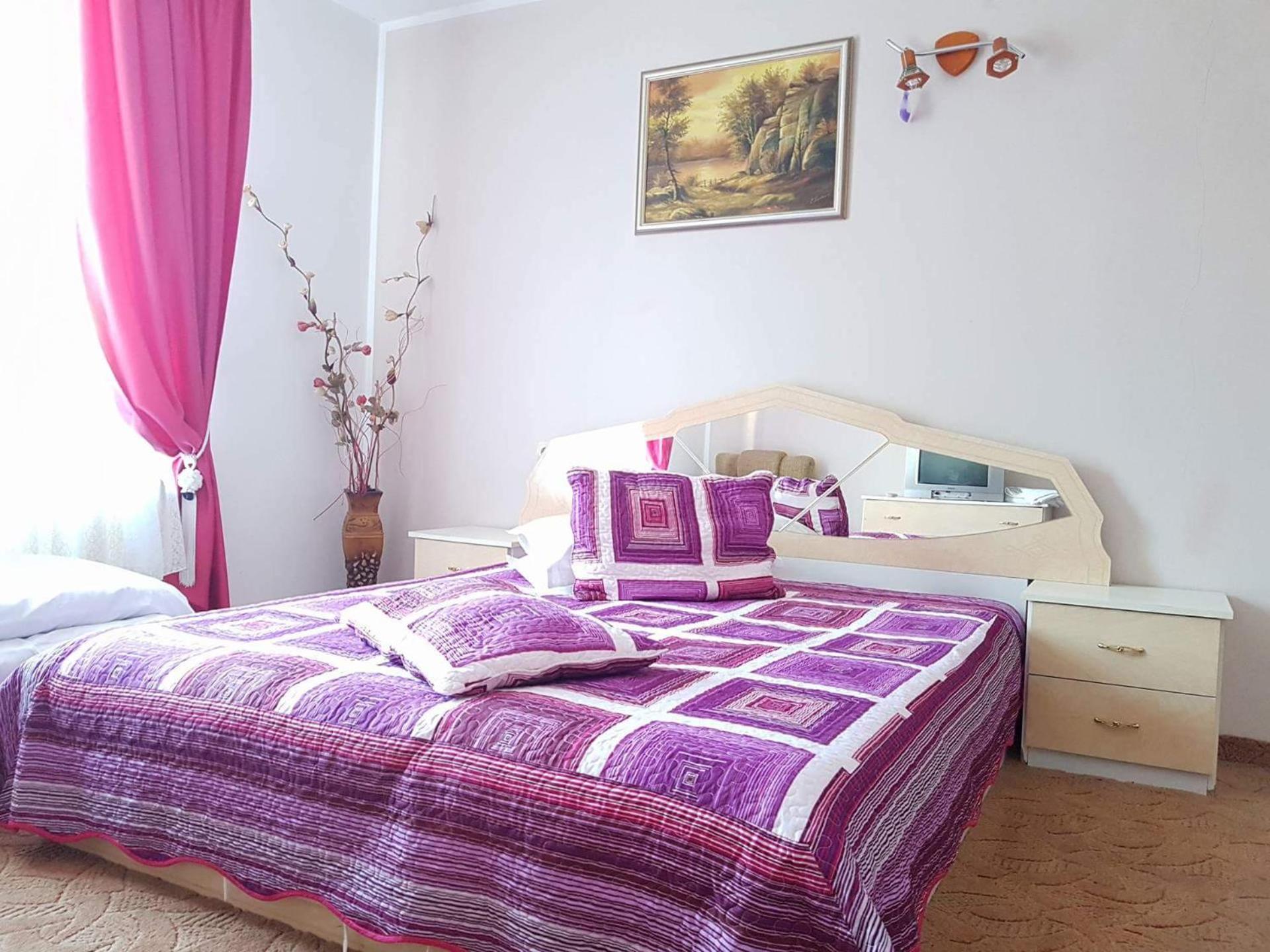 Double Room - Photo 1
