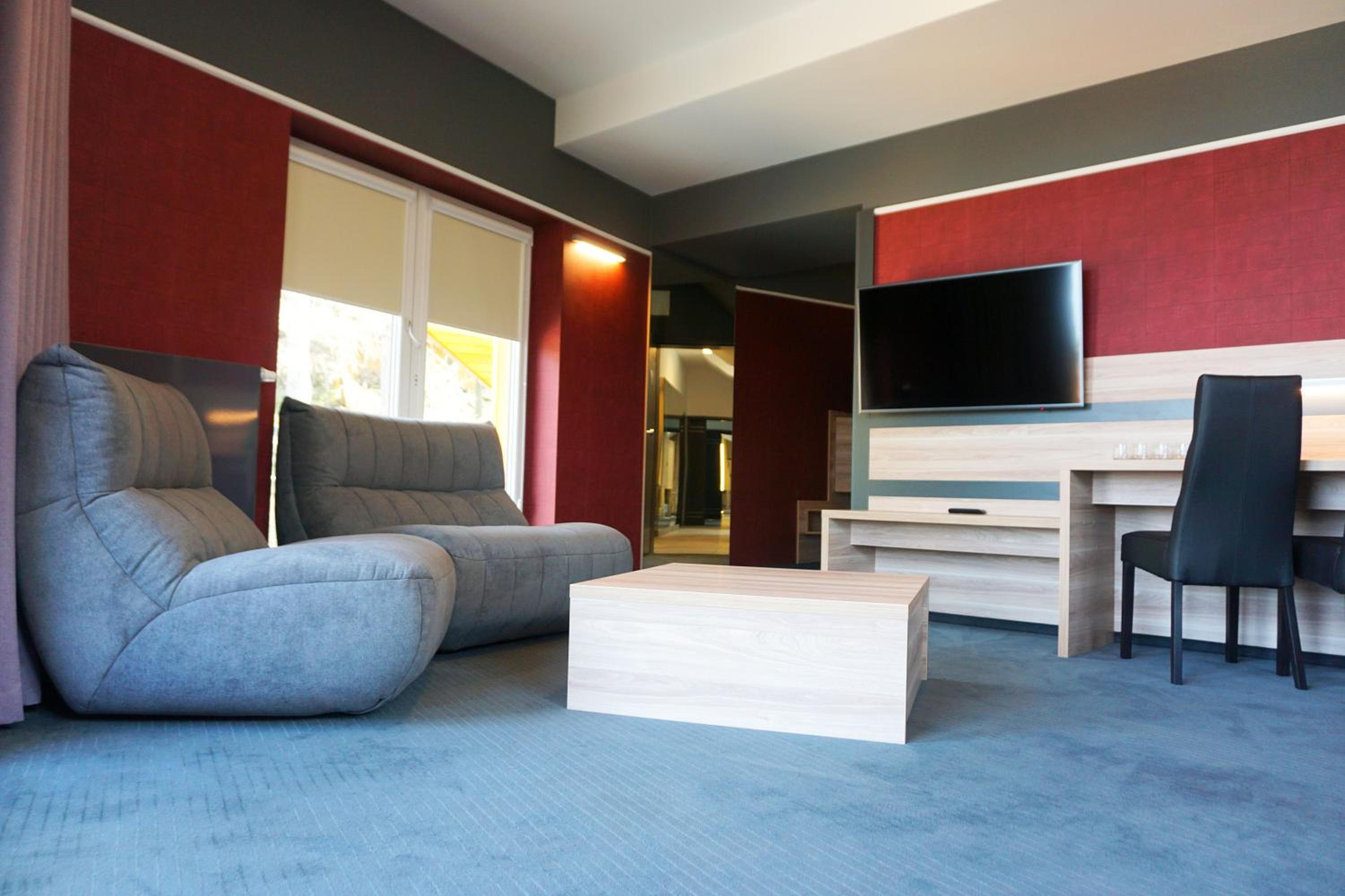 Superior Quadruple Room - Photo 23