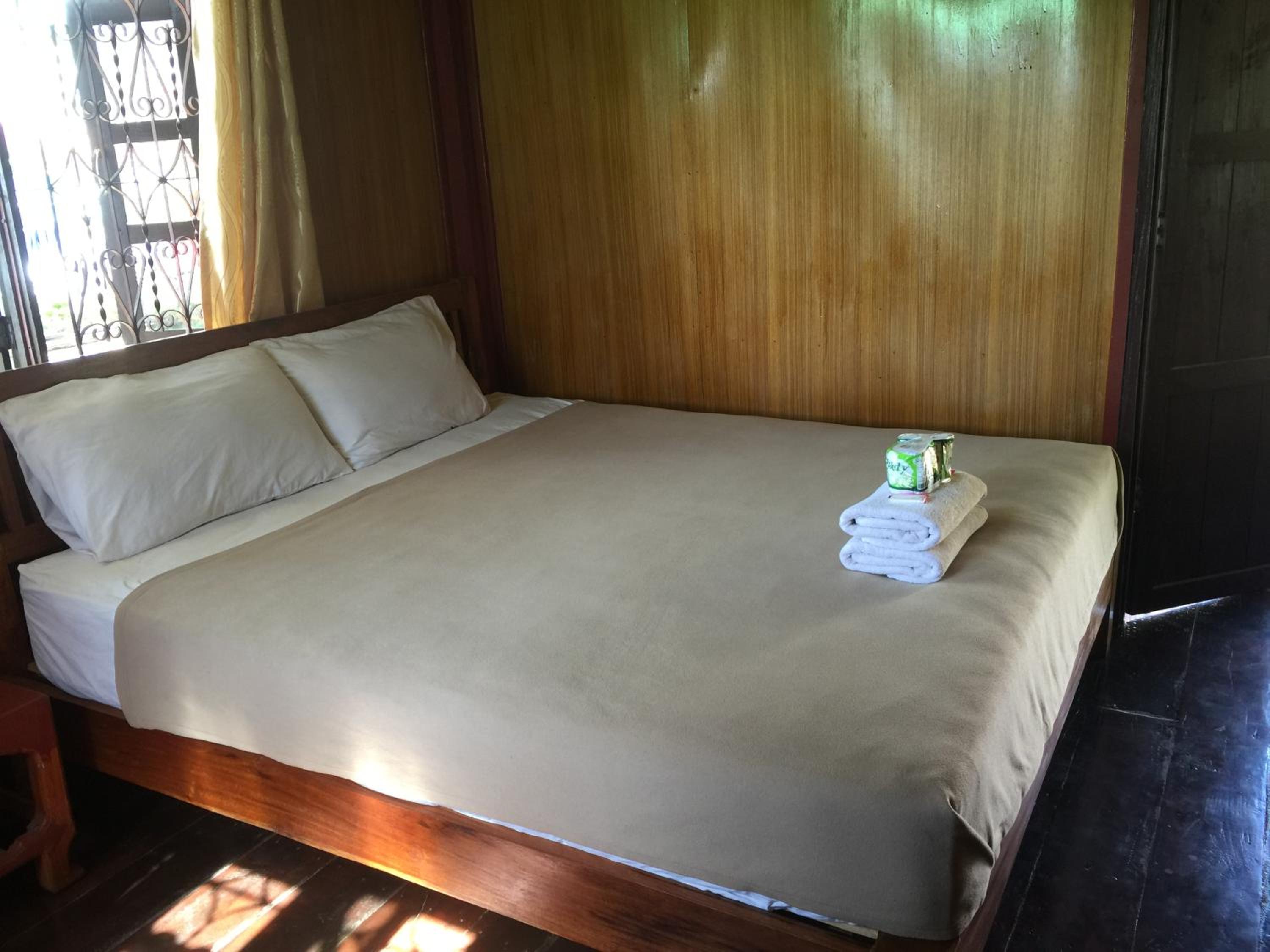 Bungalow with Fan - Photo 13
