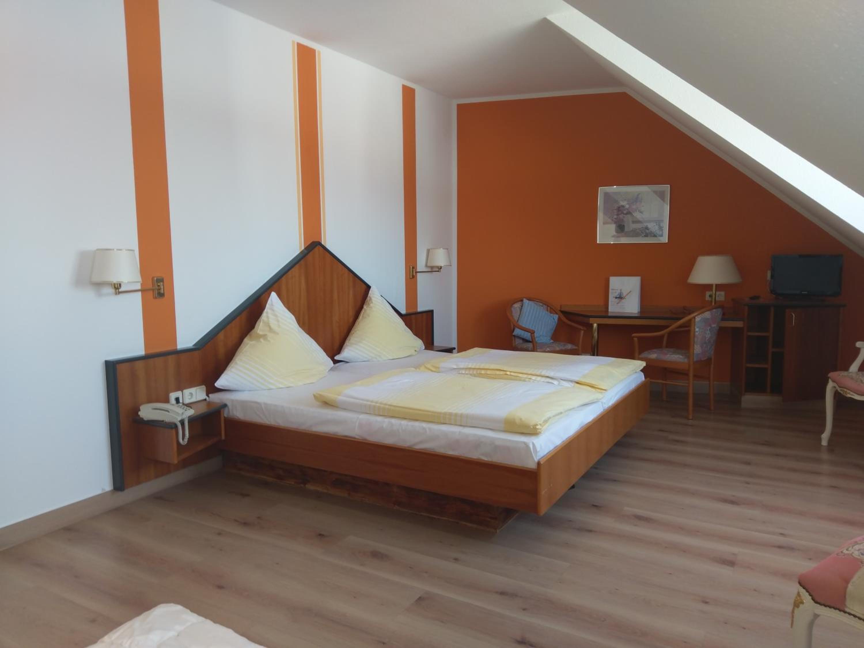 Double Room - Photo 1
