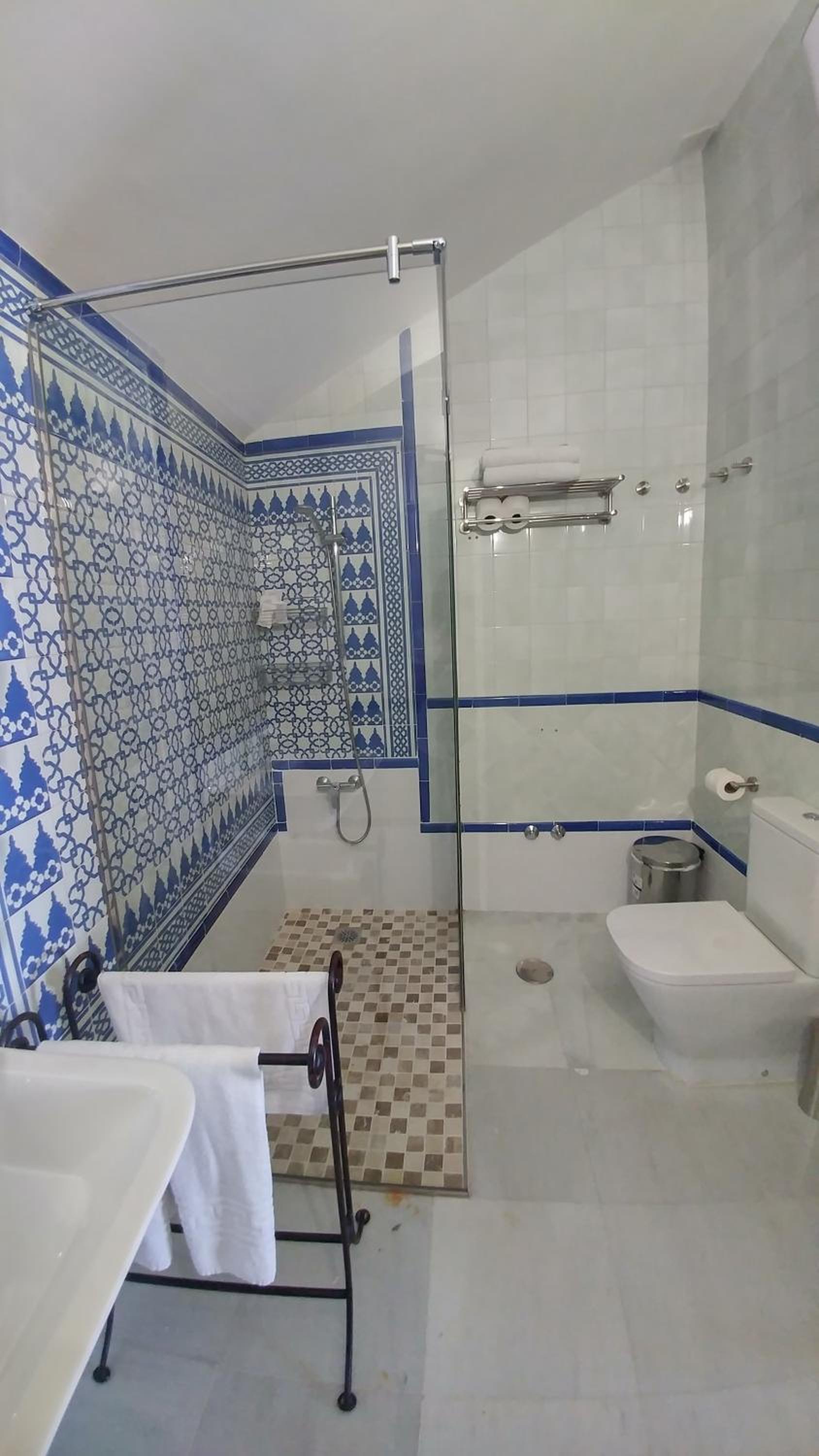 Deluxe Apartment - Photo 18