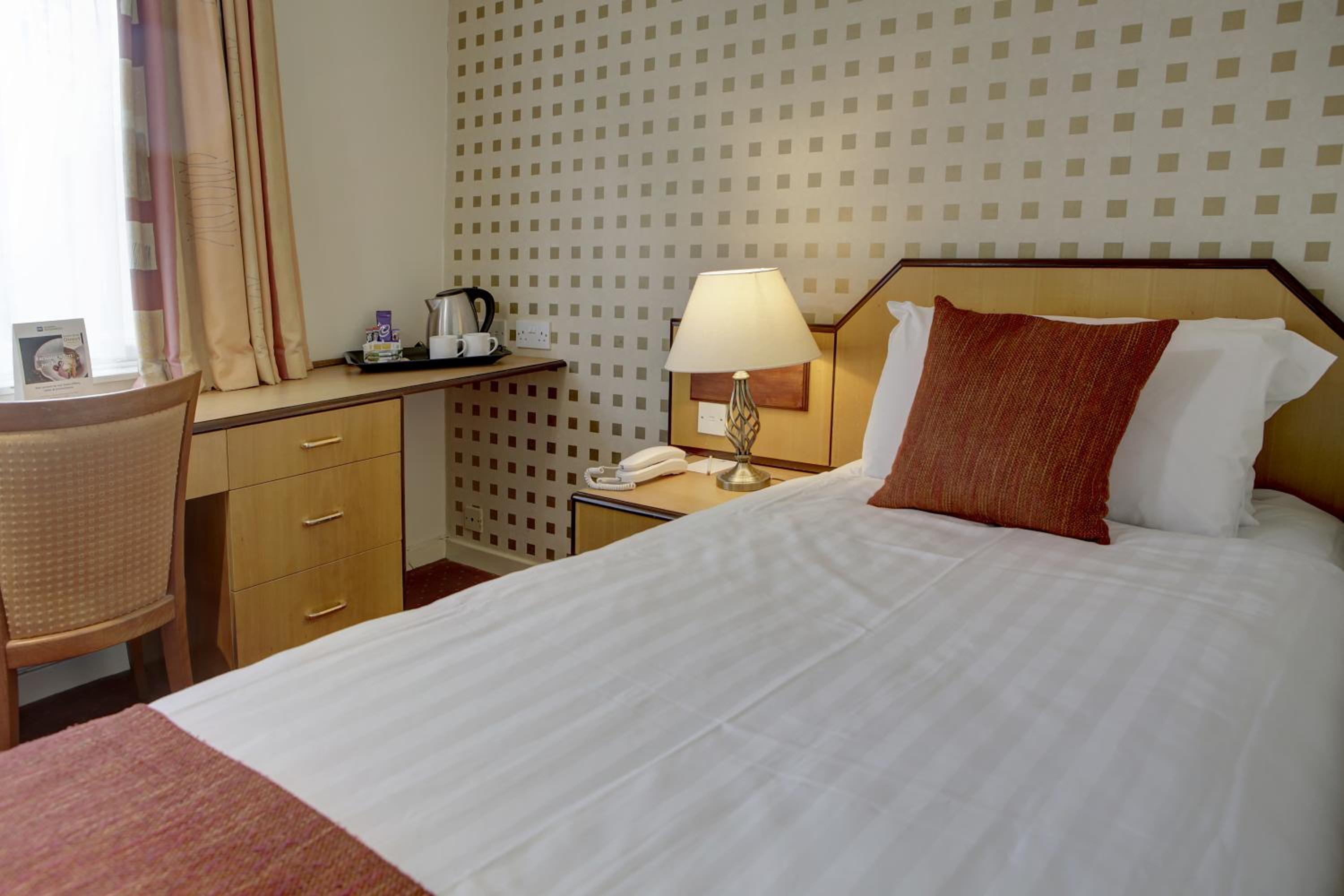 Standard Single Room - Non-Smoking photo 2