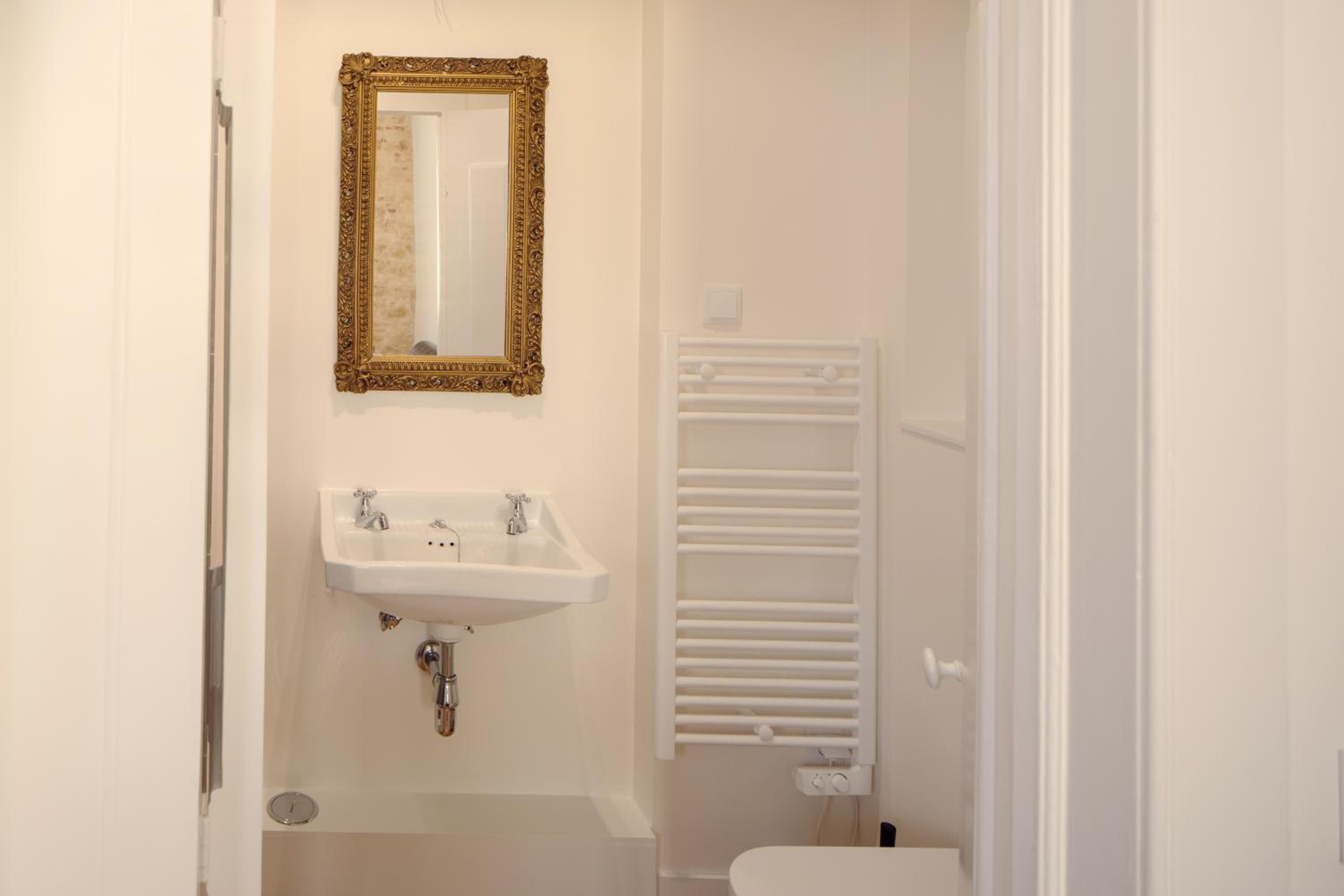 Standard Double Room with Private Bathroom photo 2