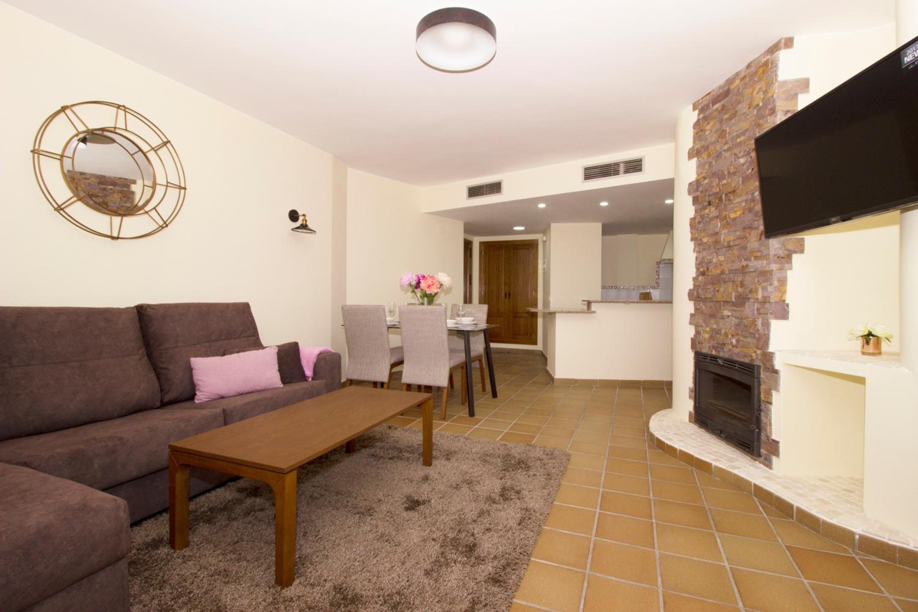 Deluxe Apartment