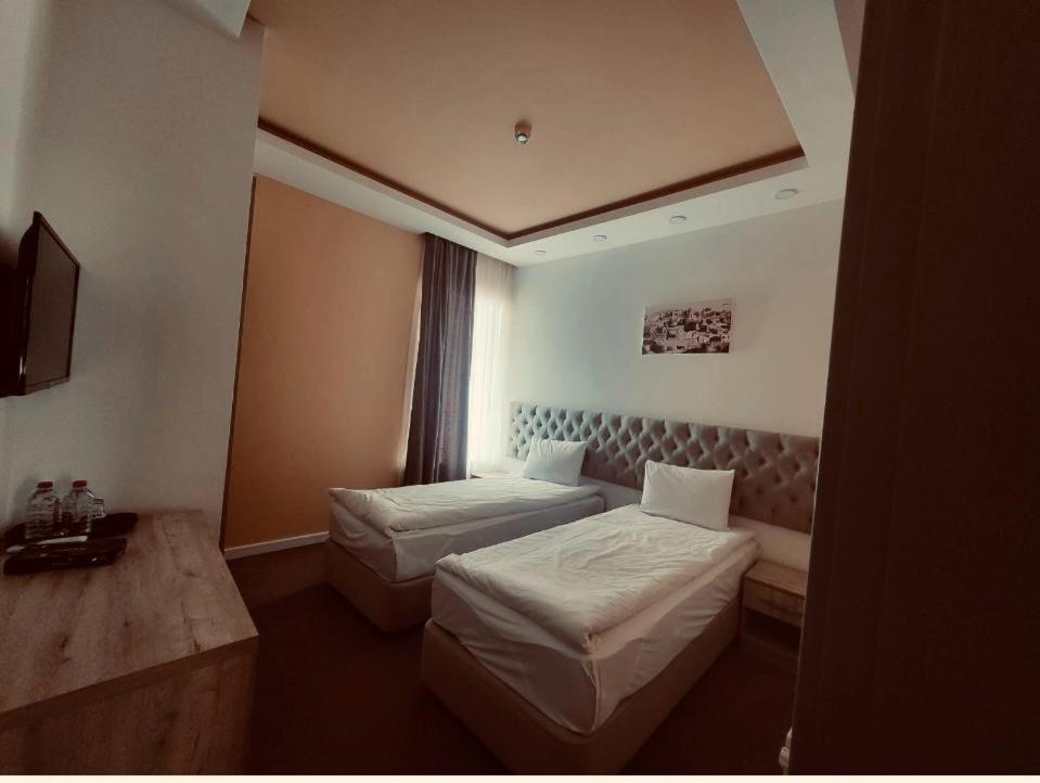 מלון מדינה זמזם חלאל — Double or Twin Room with City View