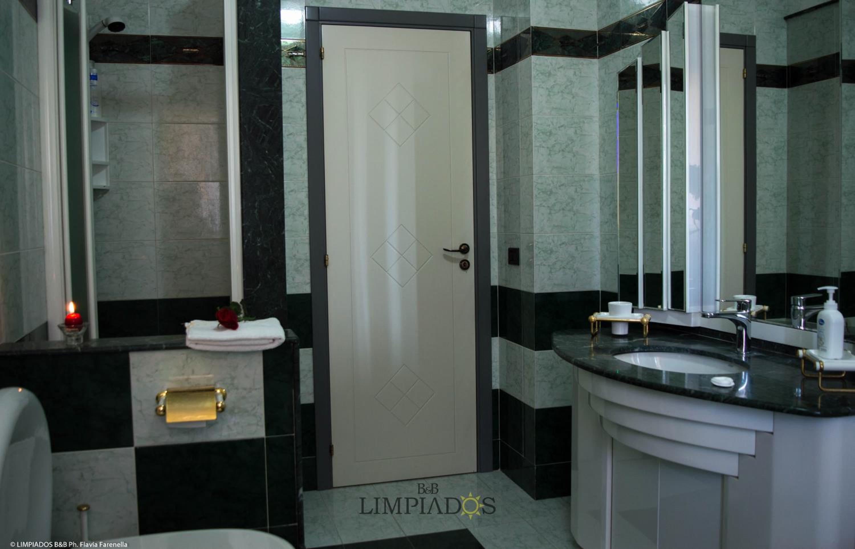 Superior Triple Room photo 2