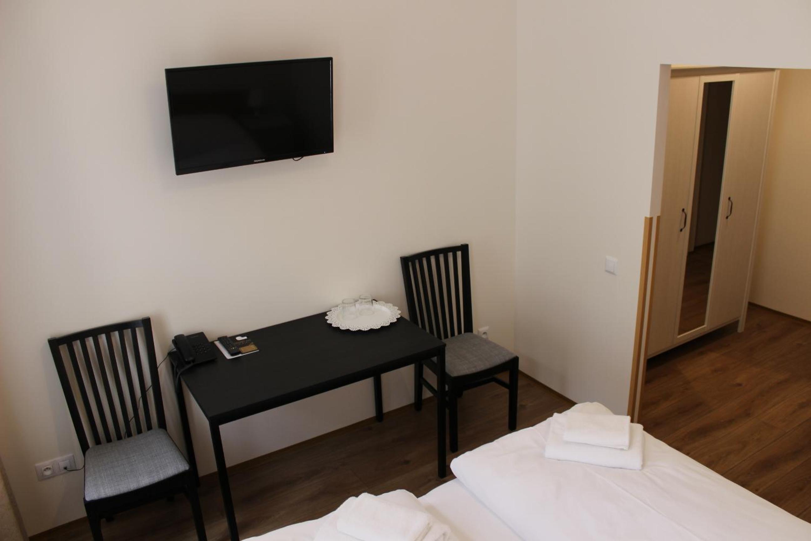Double or Twin Room — the supplier's photographs — photo 6