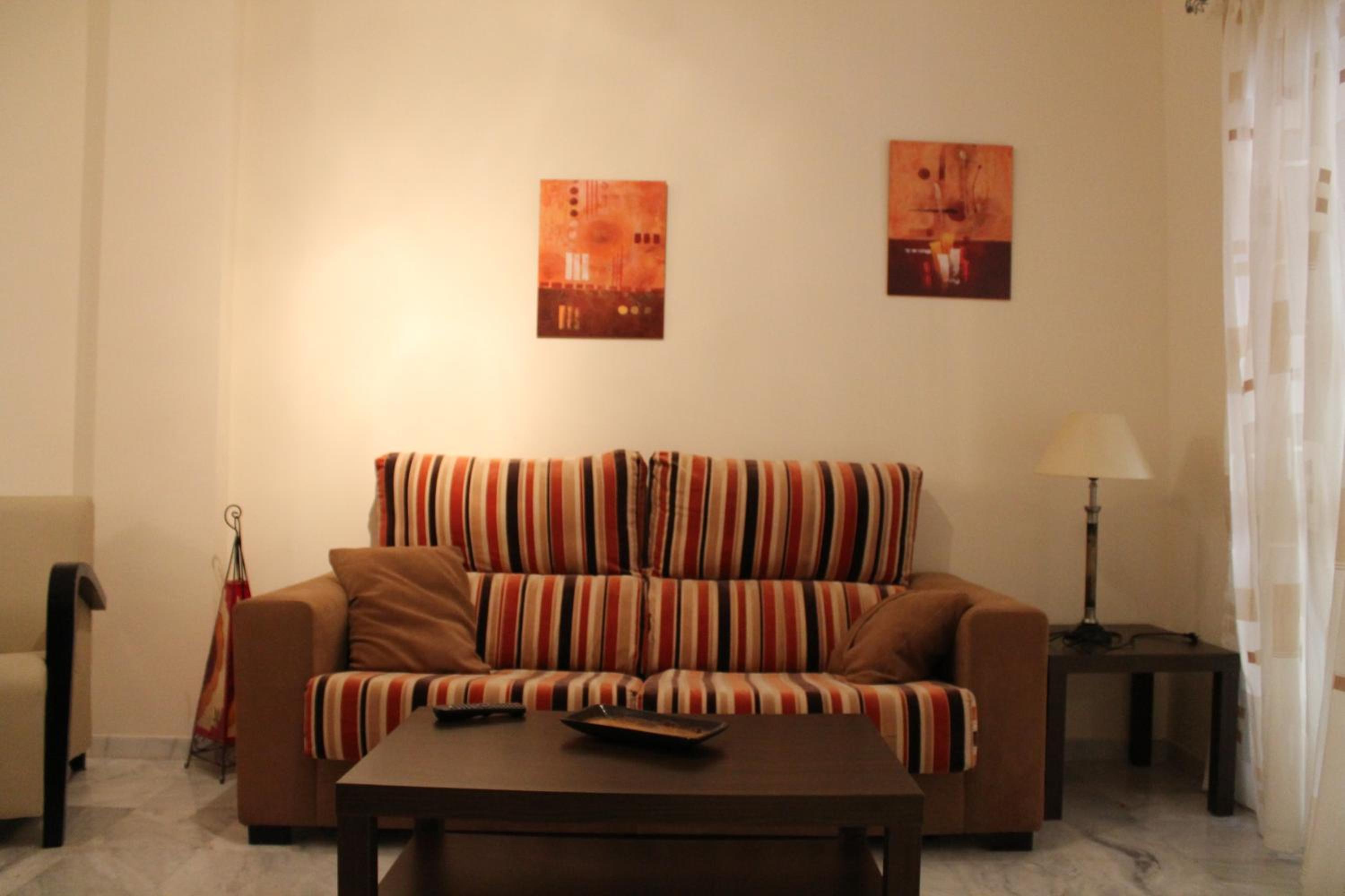 One-Bedroom Apartment - Photo 8
