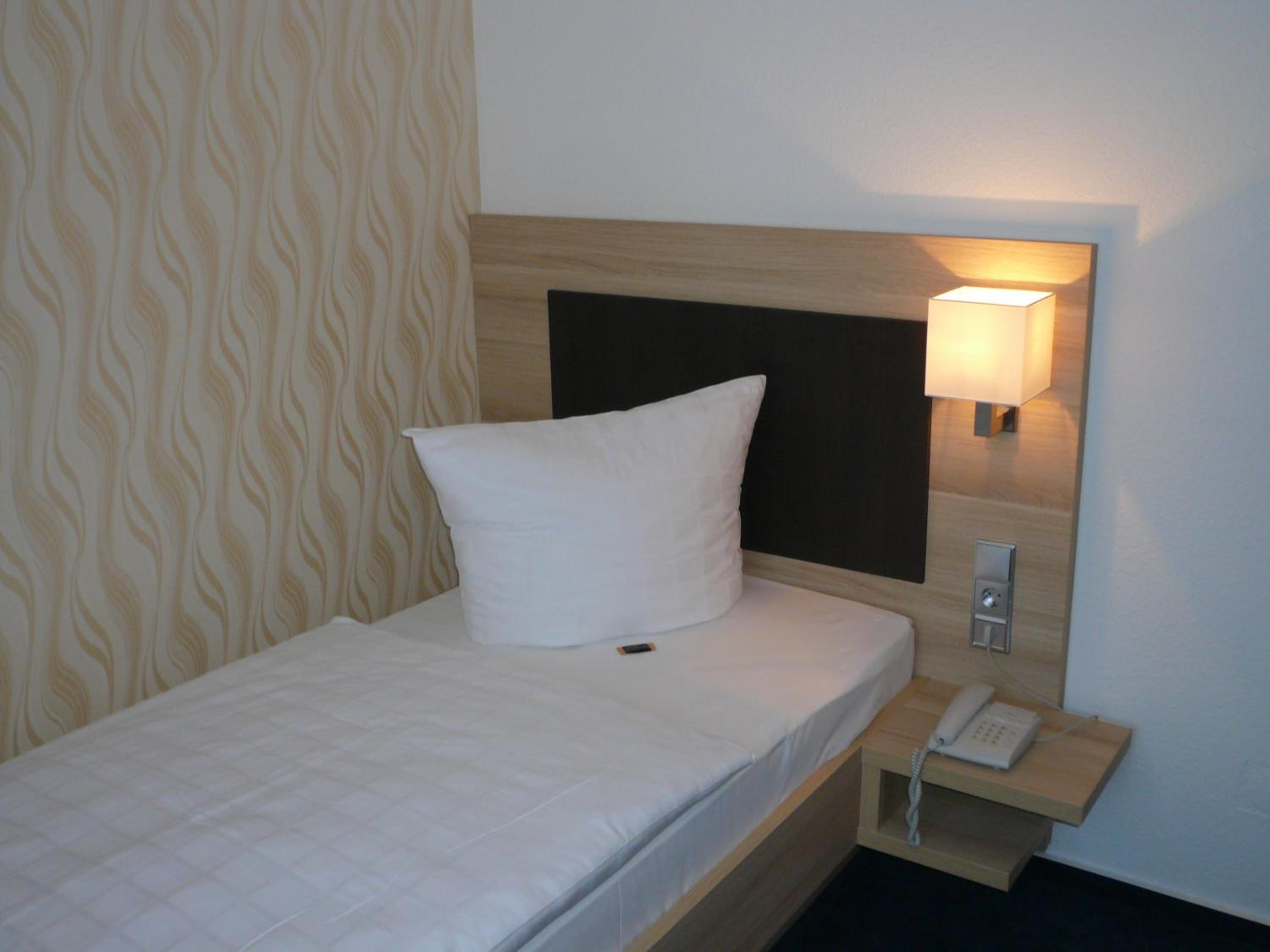 Single Room photo 3