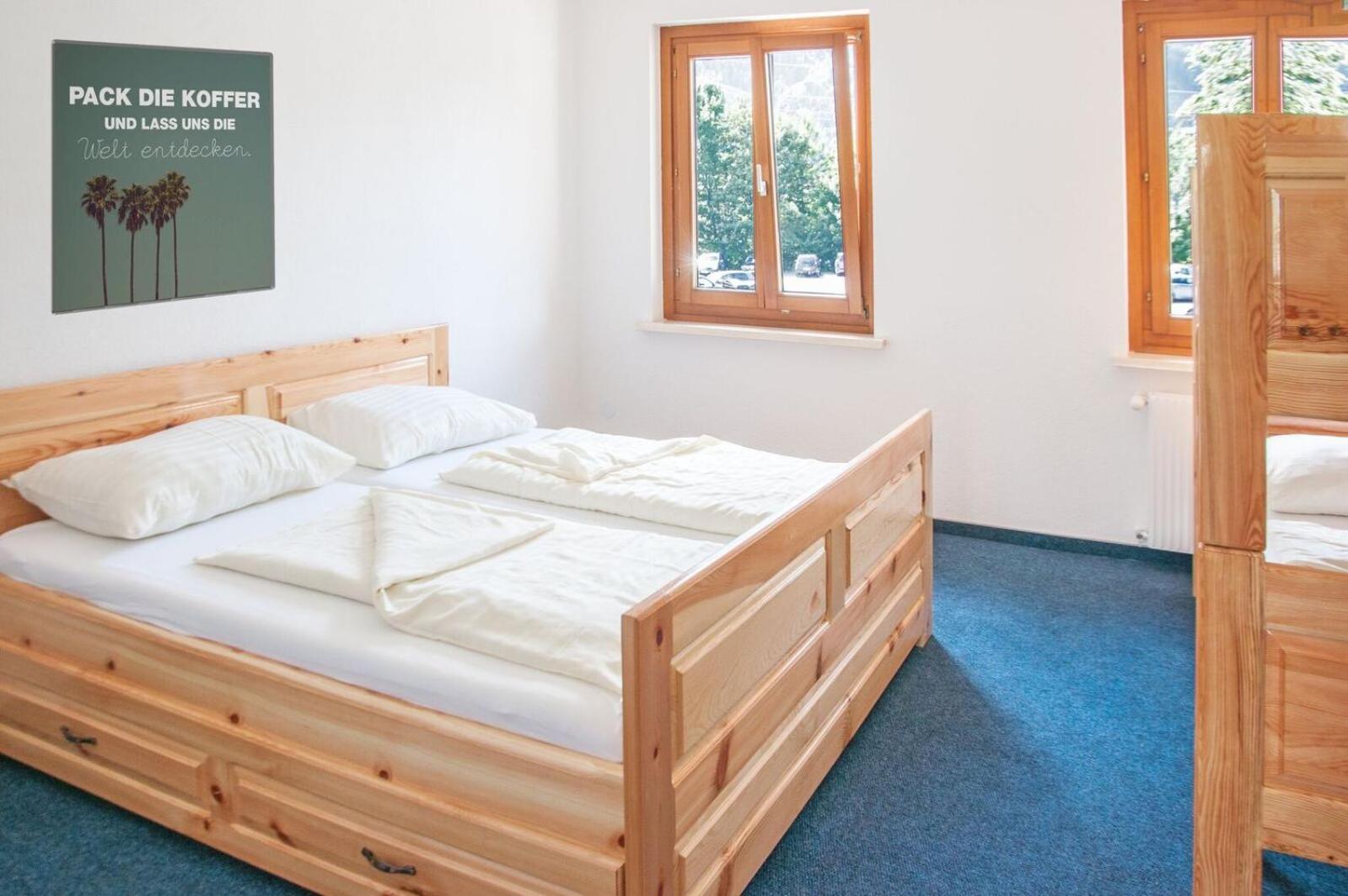 Quadruple Room with Shared Bathroom photo 3