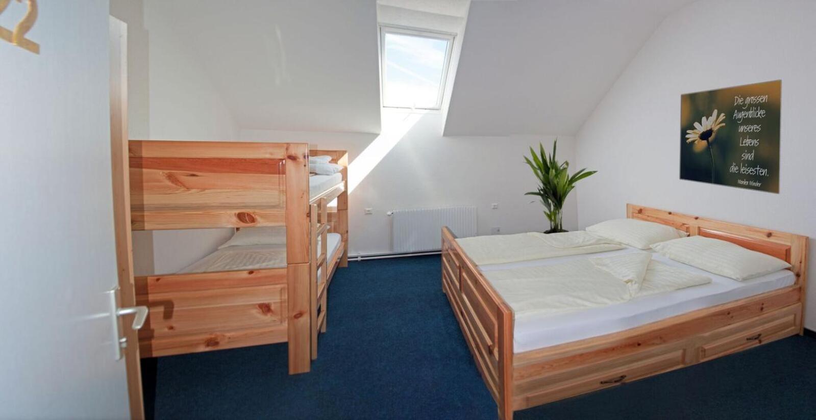Quadruple Room with Shared Bathroom photo 1