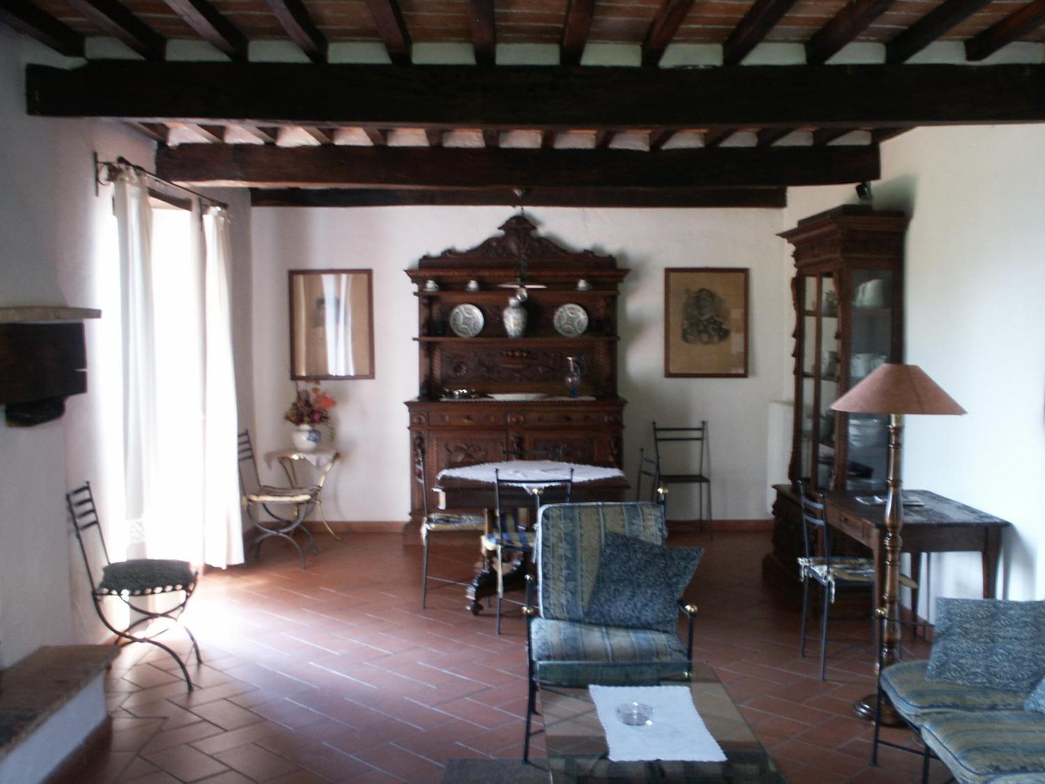 Maisonette photo 2