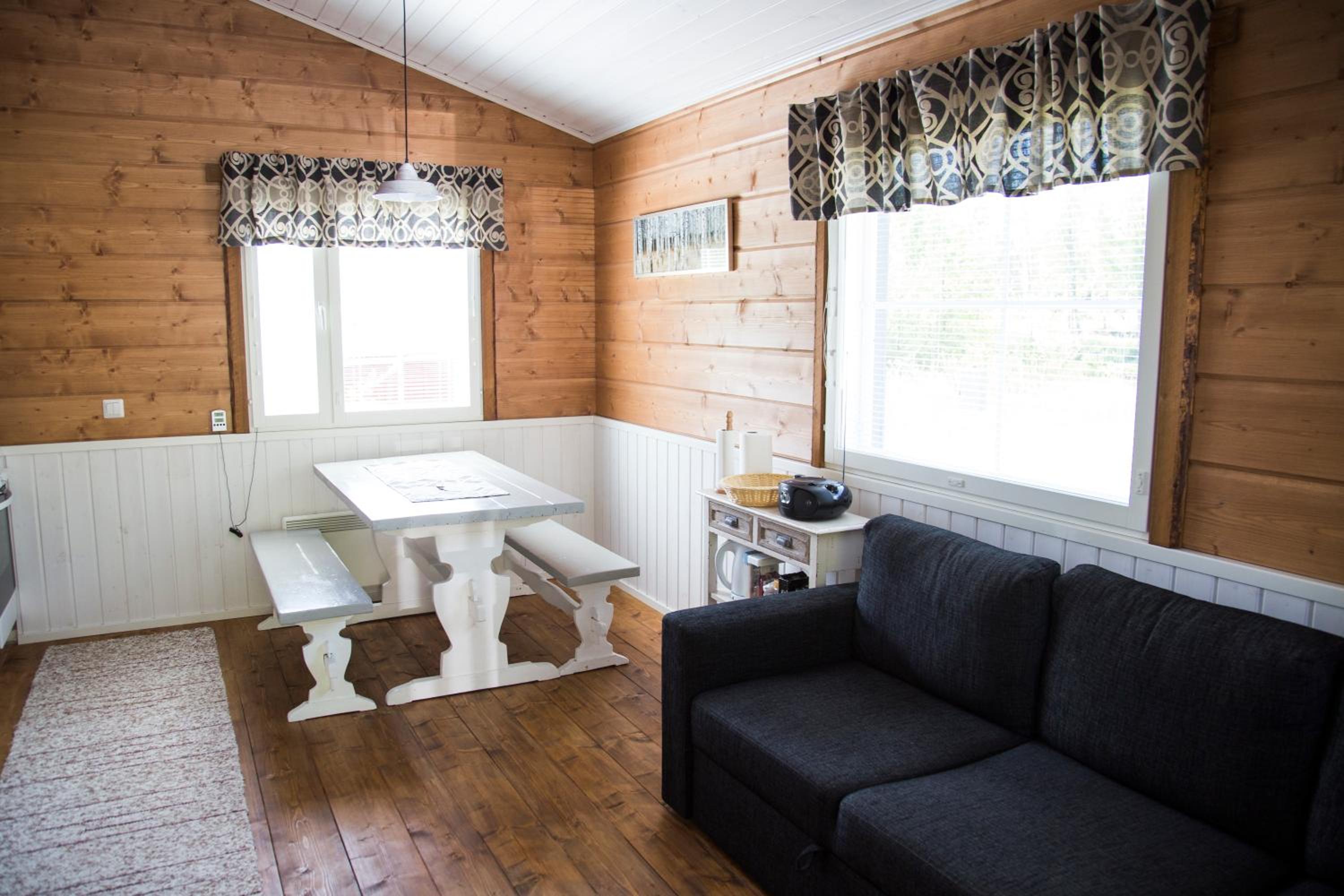 One-Bedroom House - Photo 12