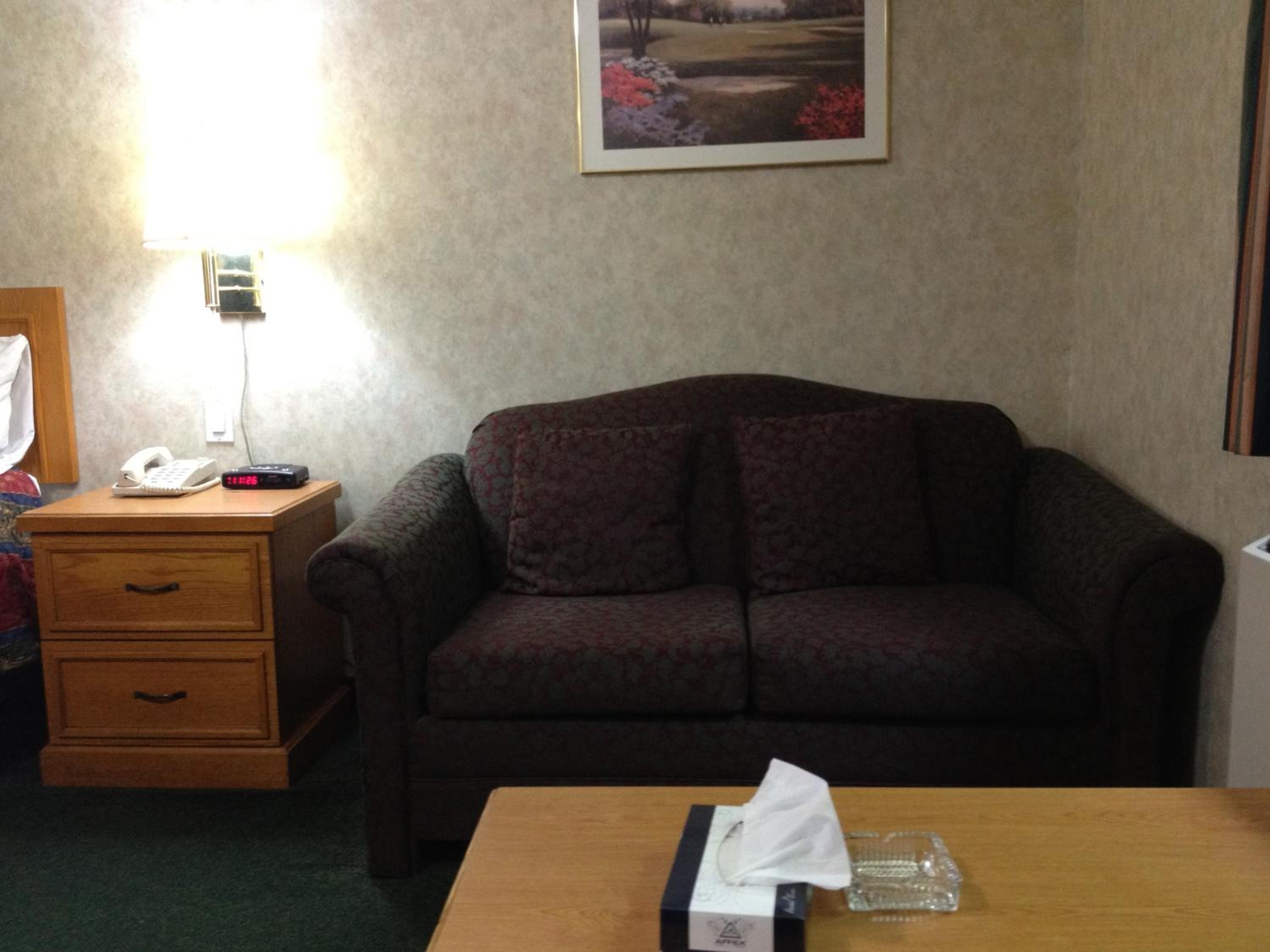 Queen Room - Photo 2