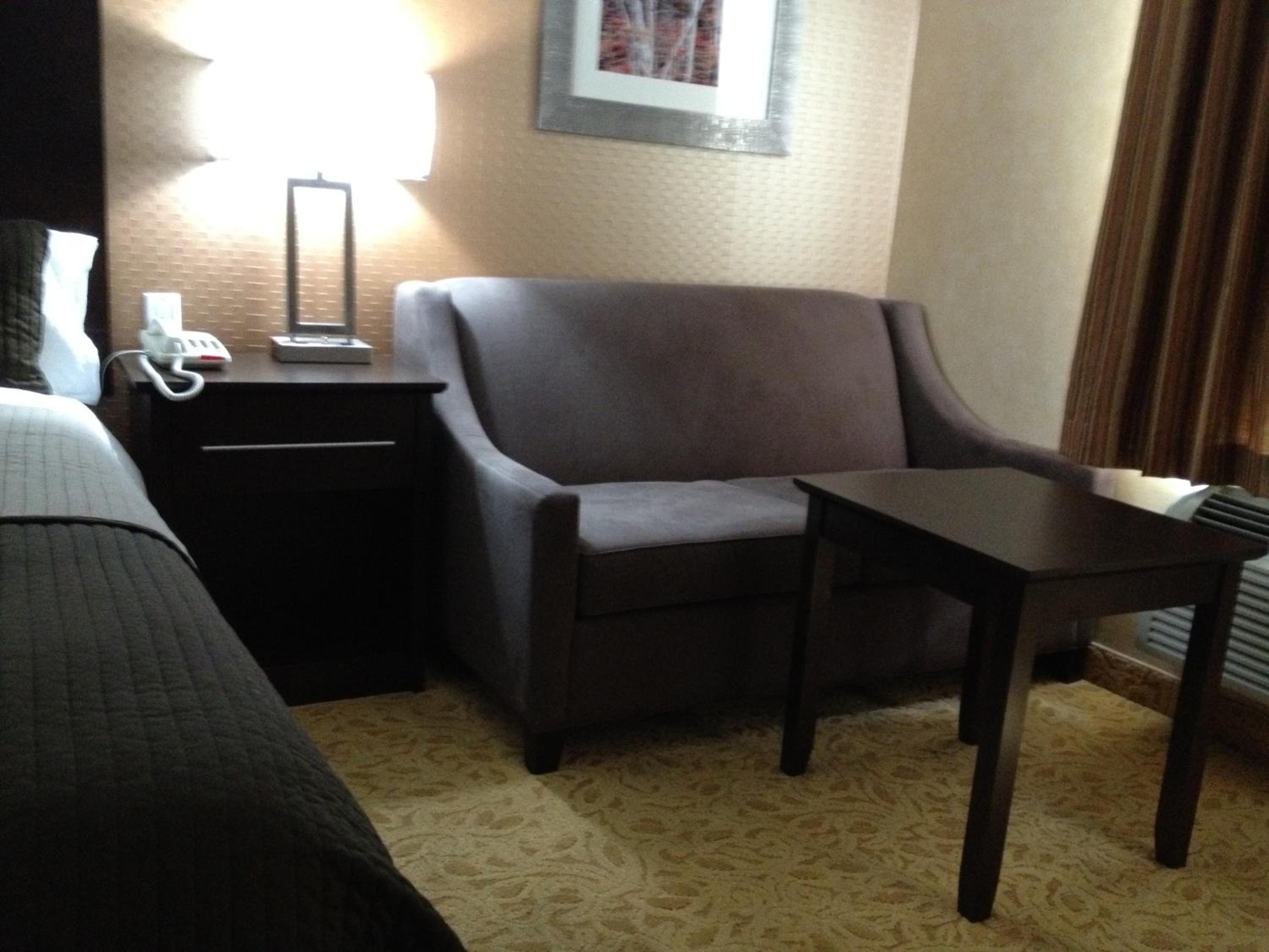 Deluxe Queen Room - Photo 6
