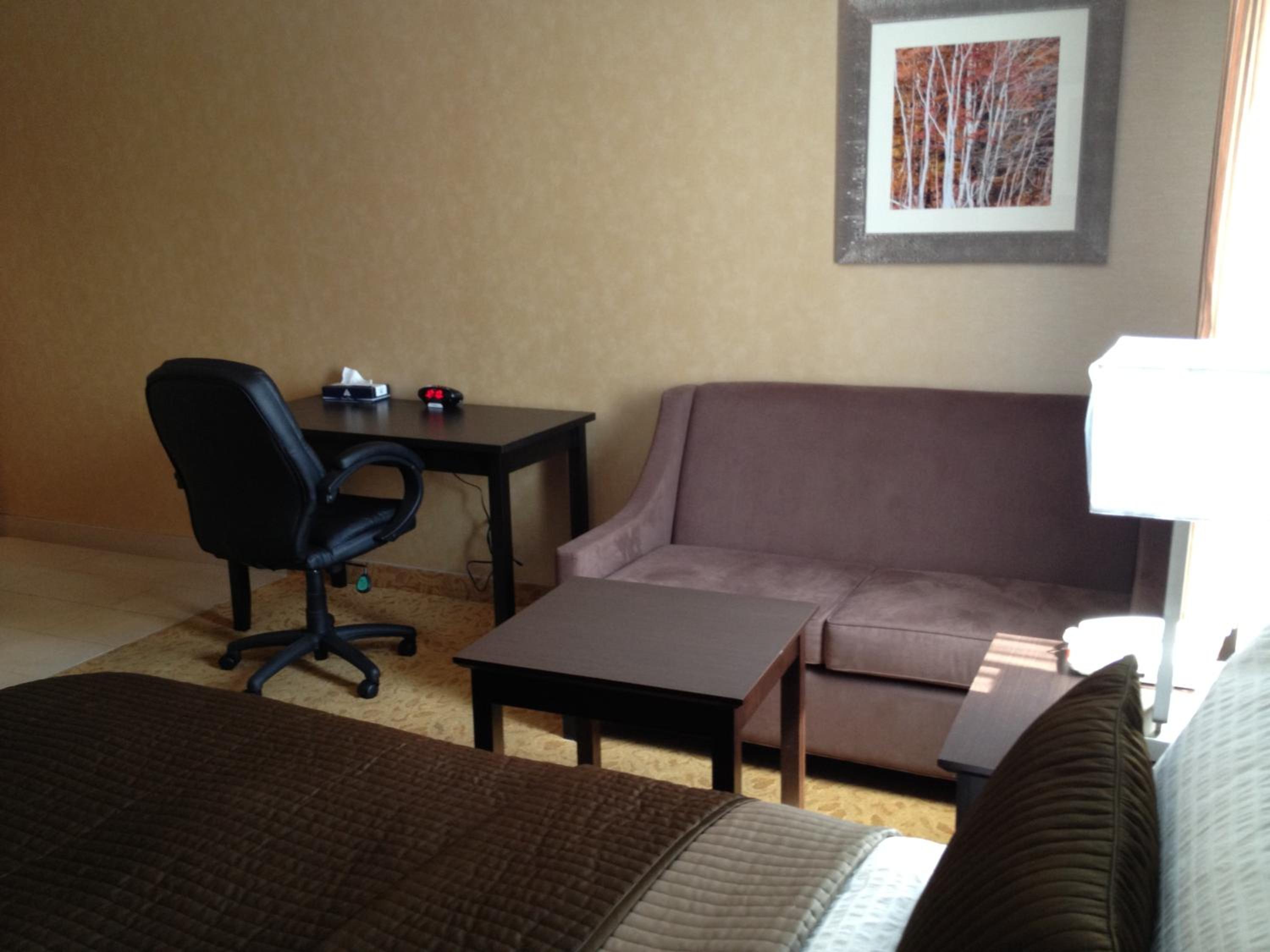 Deluxe Queen Room - Photo 2