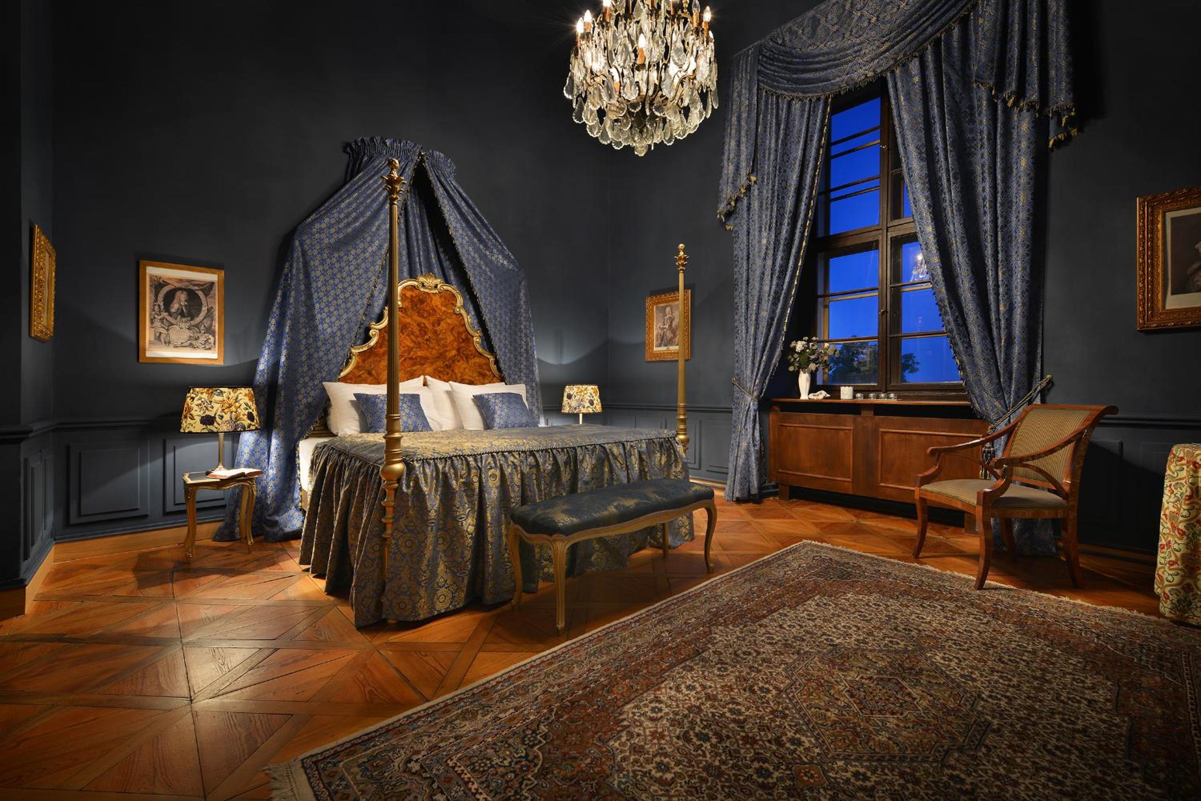 King Suite photo 2