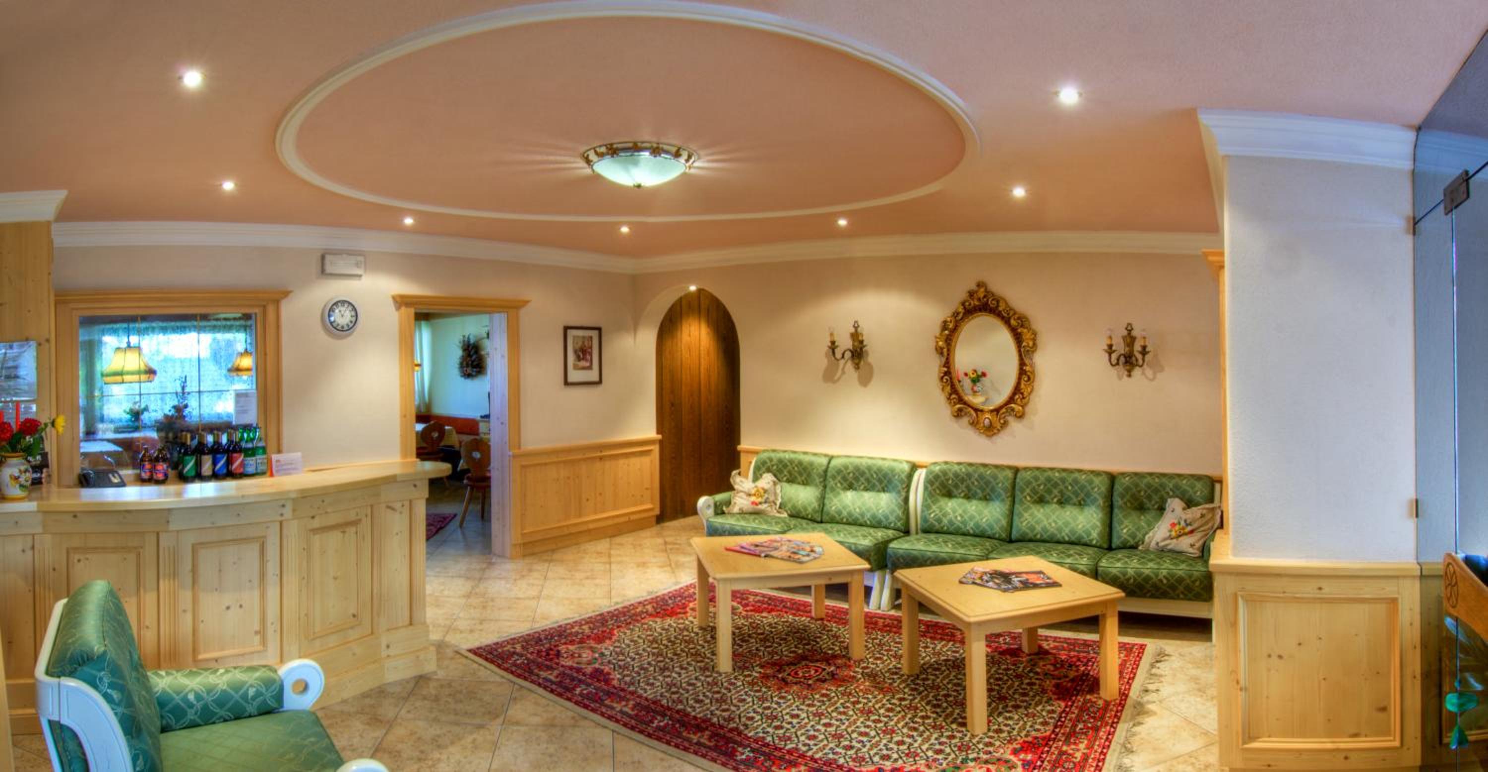 One-Bedroom Apartment (2 - 4 Adults) photo 1