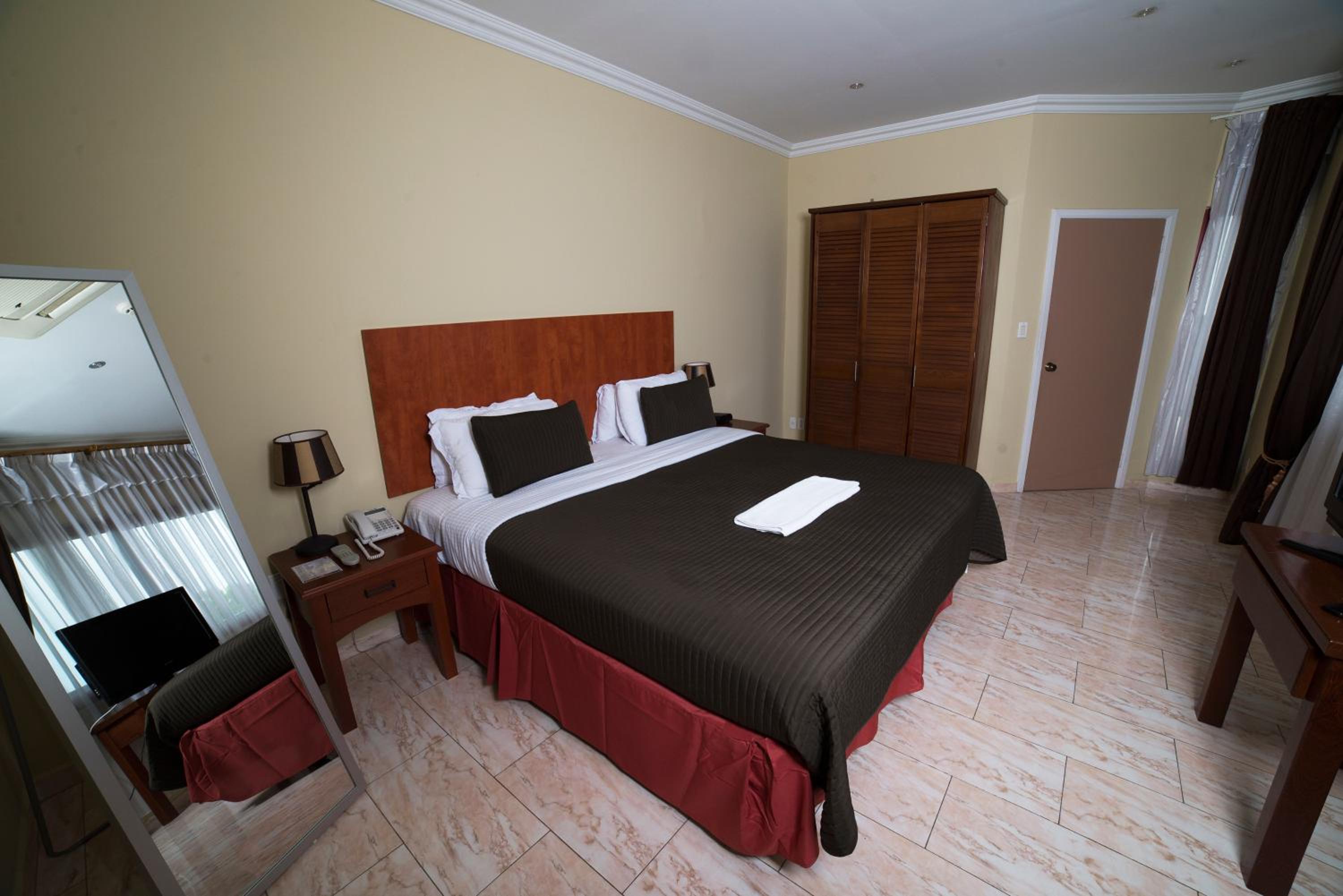 Presidential Suite photo 1