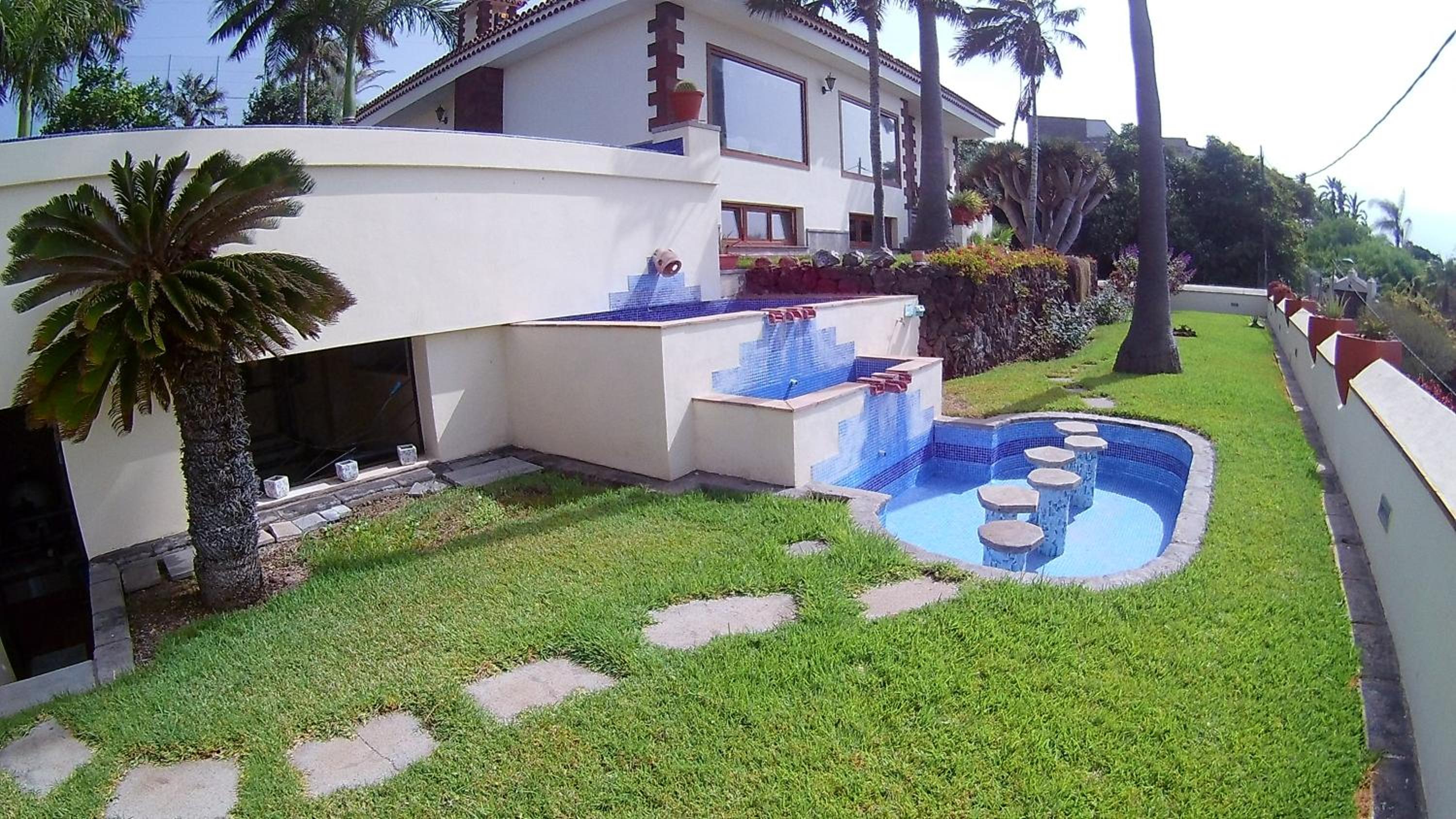 Deluxe Villa - Photo 16