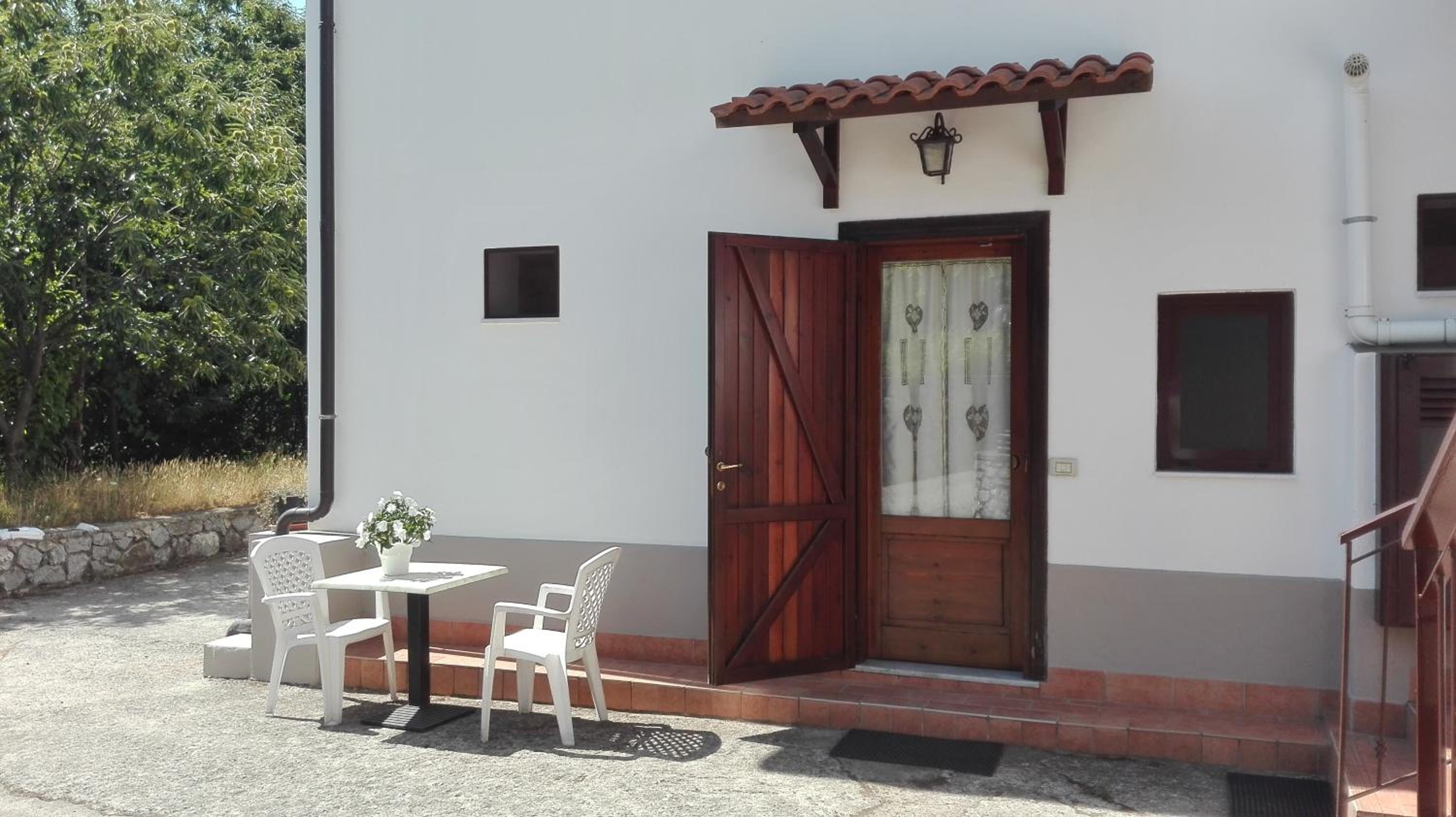 Double Room With Private Bathroom photo 2