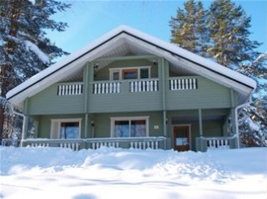 Four-Bedroom Cottage with Sauna photo 1