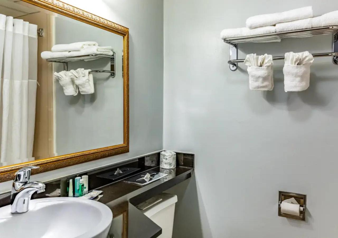 Quality Inn East Stroudsburg - Poconos, Photo 5