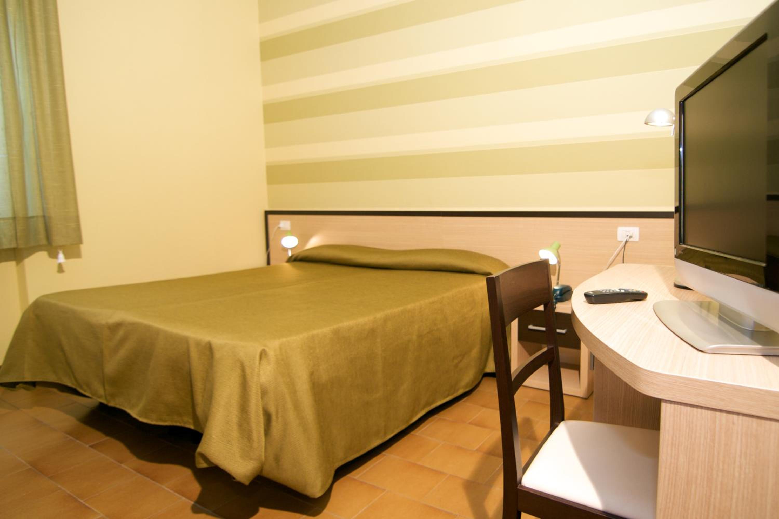 Double or Twin Room photo 1