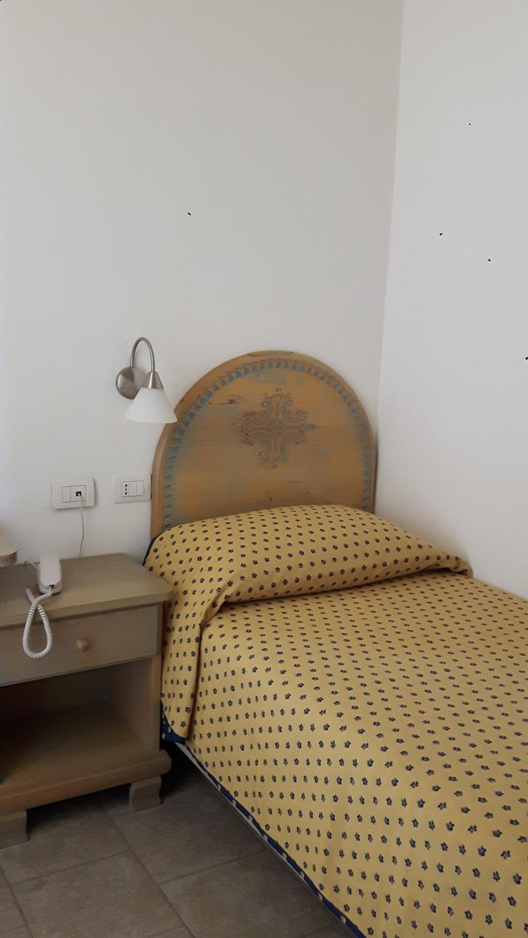 Single Room photo 3