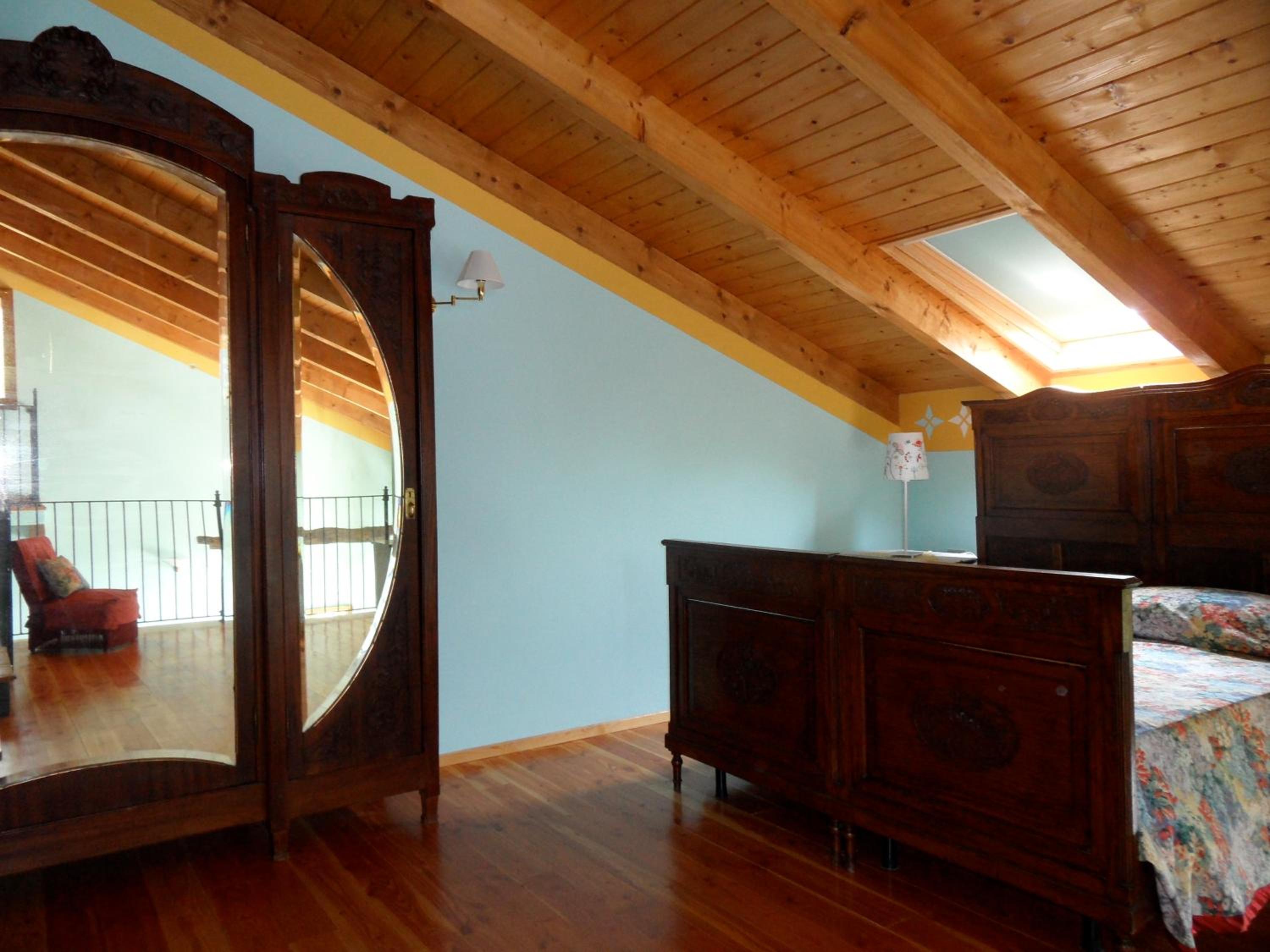 One-Bedroom Apartment (5 Adults) - Split Level photo 3