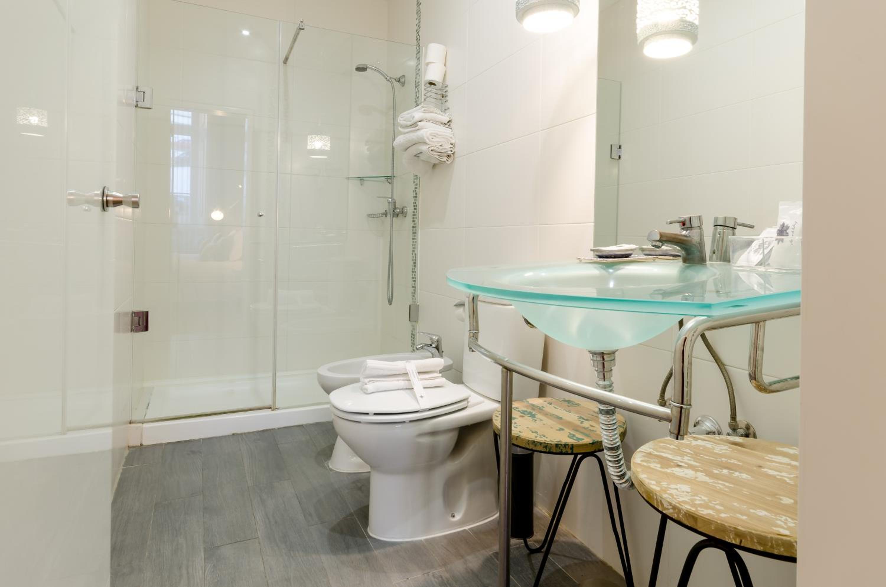 Superior Double Room - Photo 11