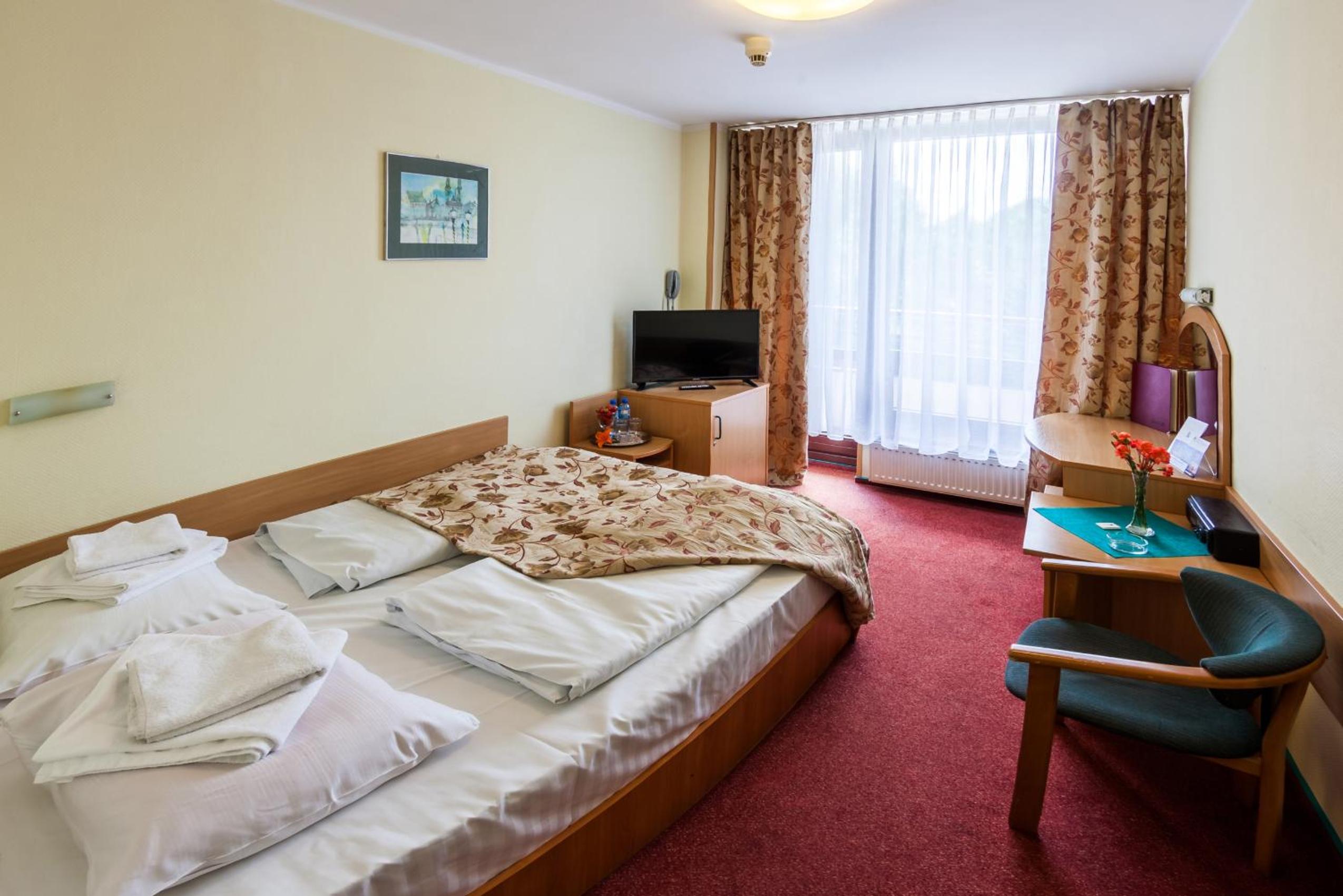 Double Room - Photo 3