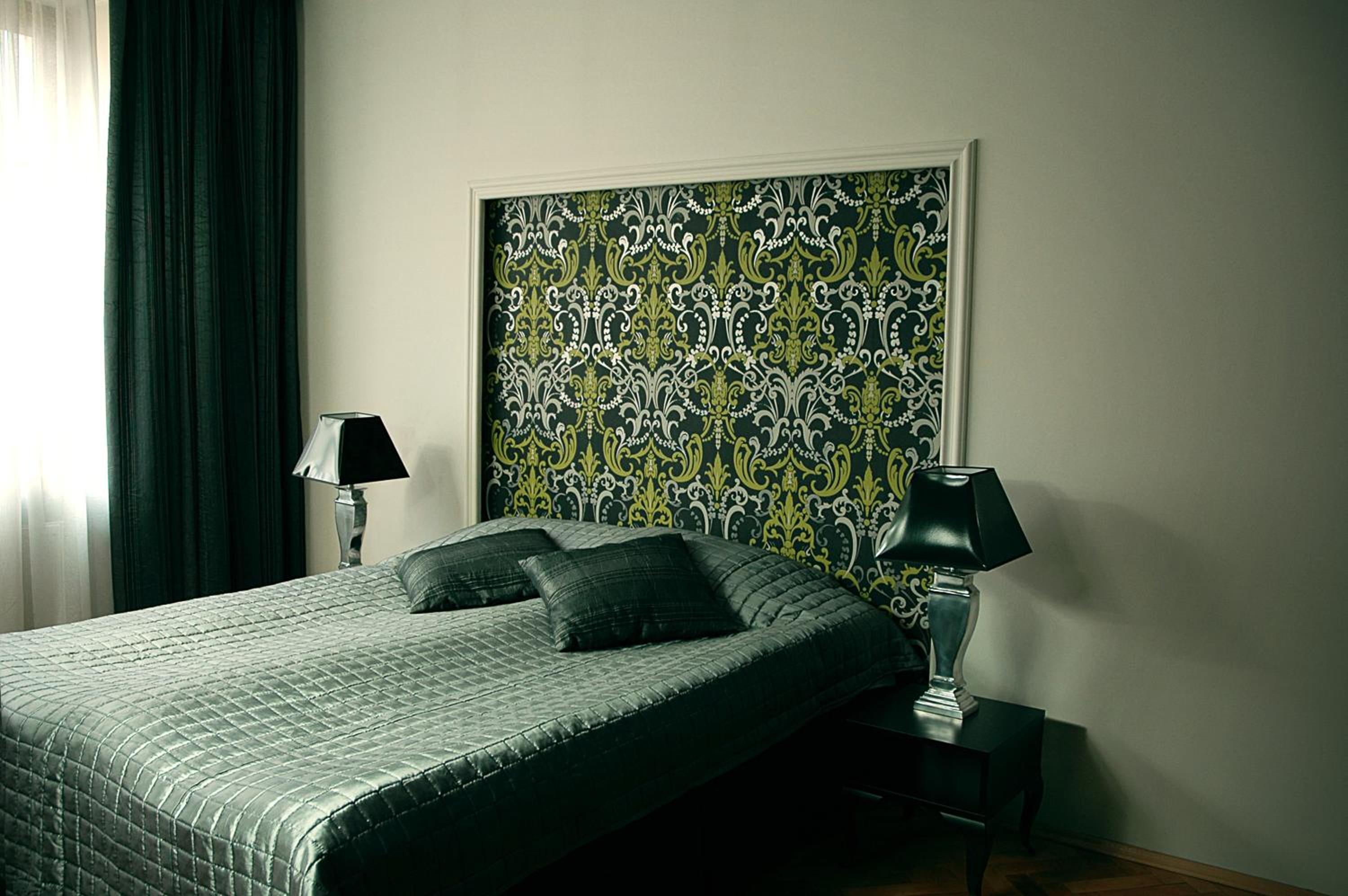One-Bedroom Apartment with Balcony photo 2