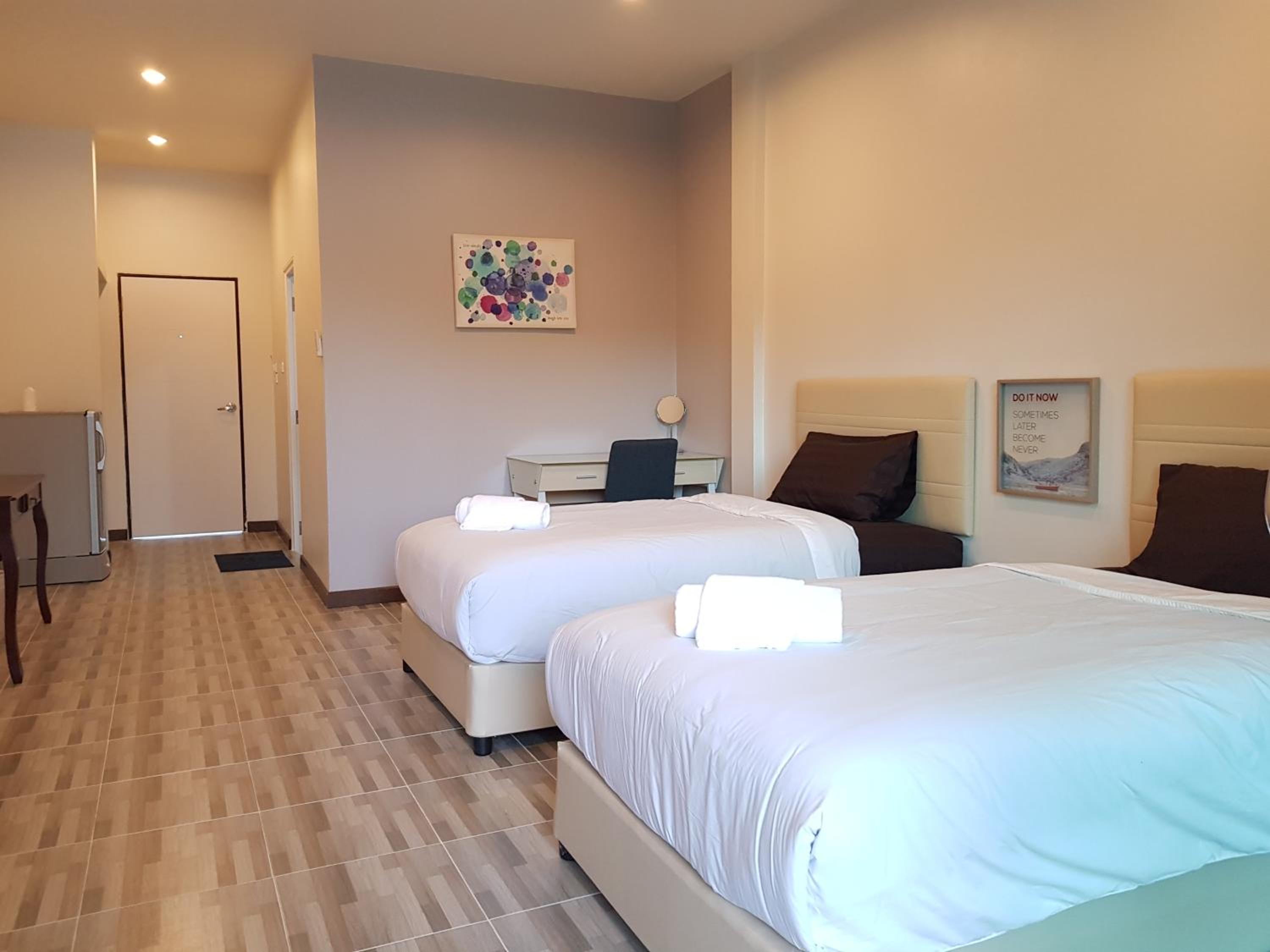 Deluxe Twin Room photo 3