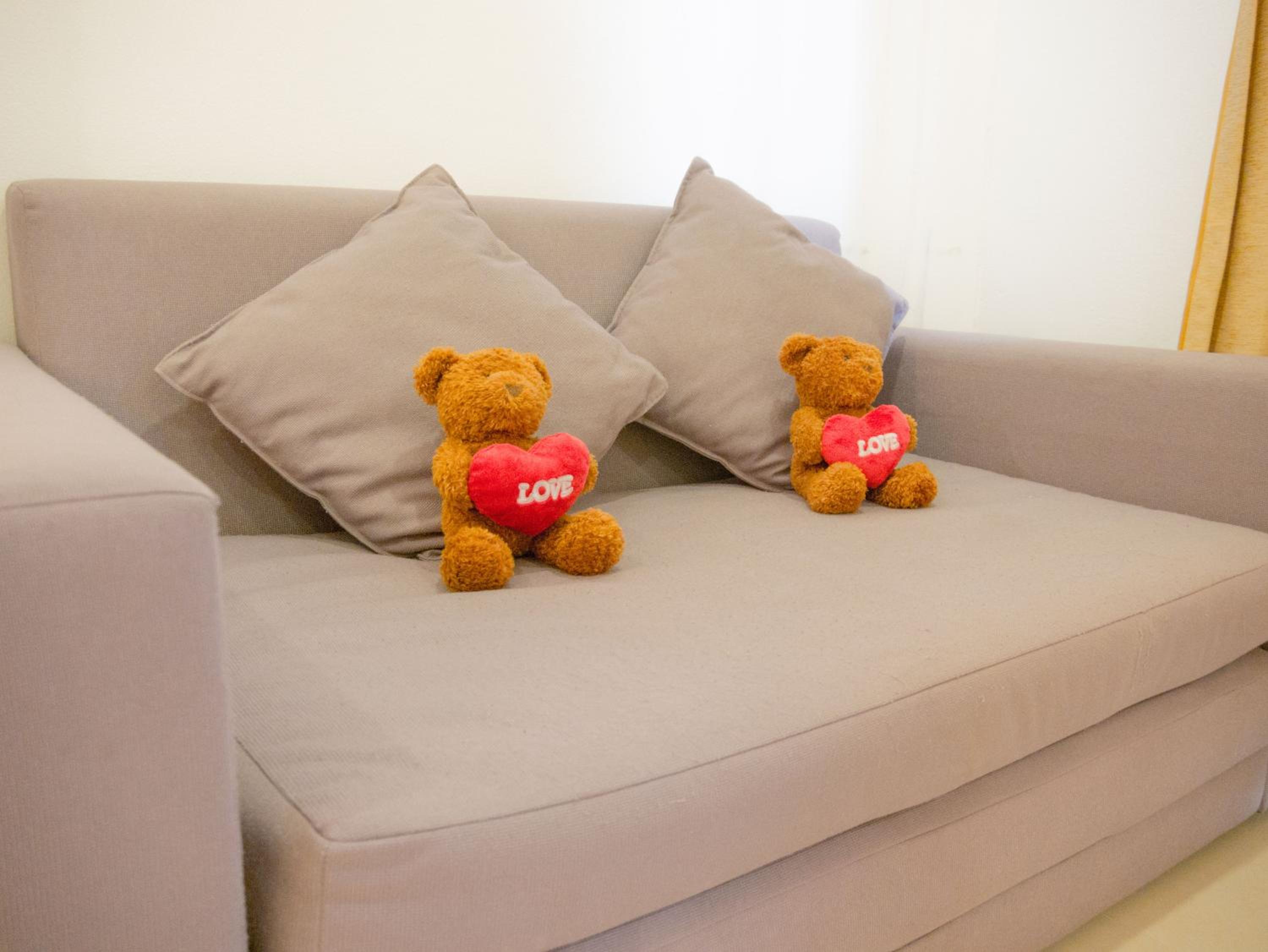 Executive Suite - Photo 3