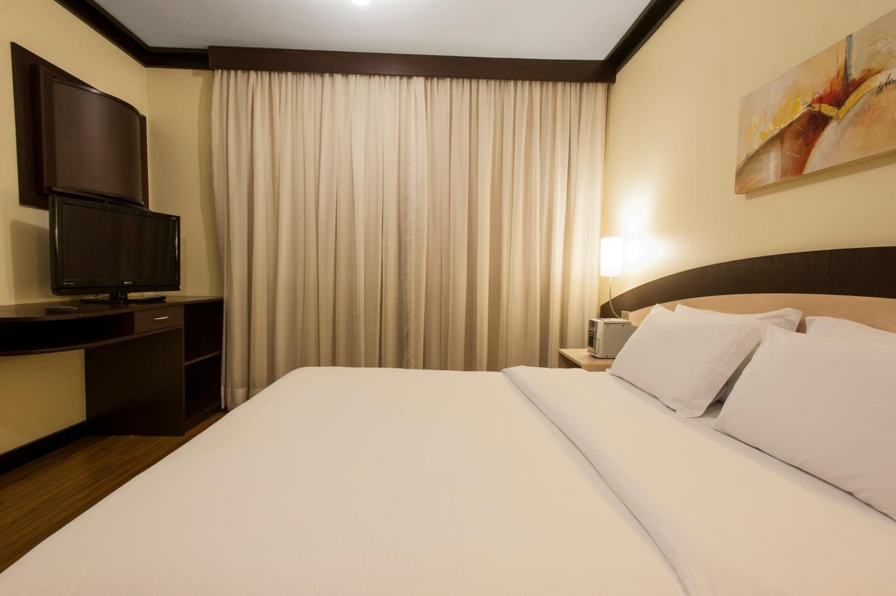 Standard Double Room - Photo 4